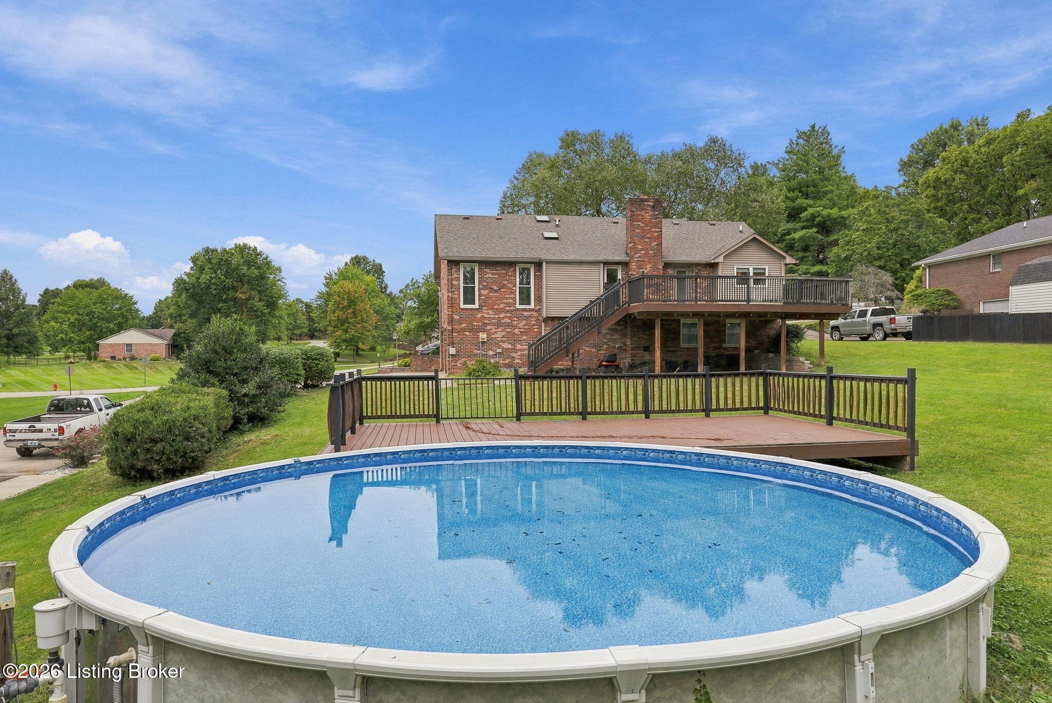 401 Winding Way Property Photo 49
