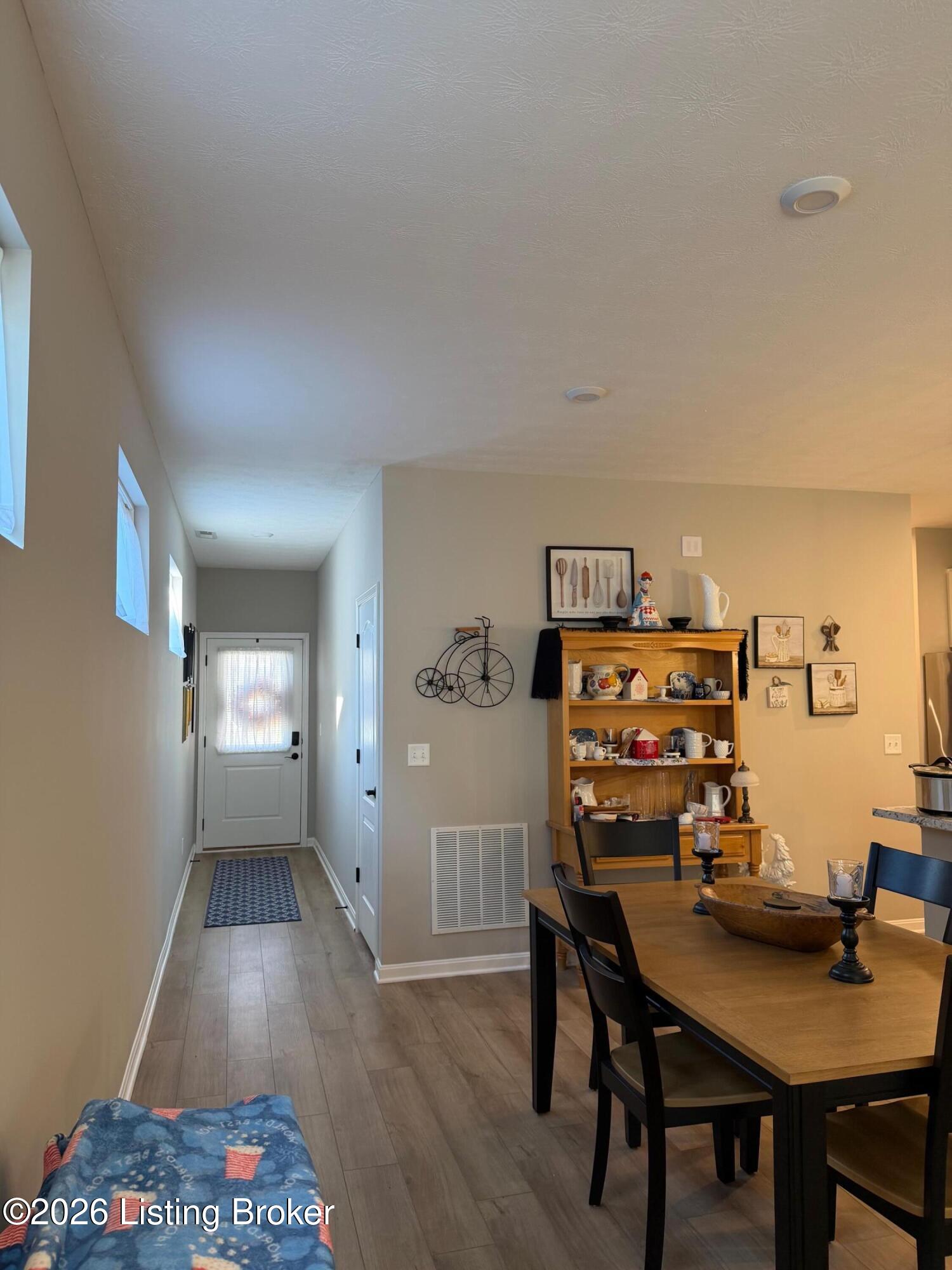 195 Harvest Moon Ct 211b Property Photo 8