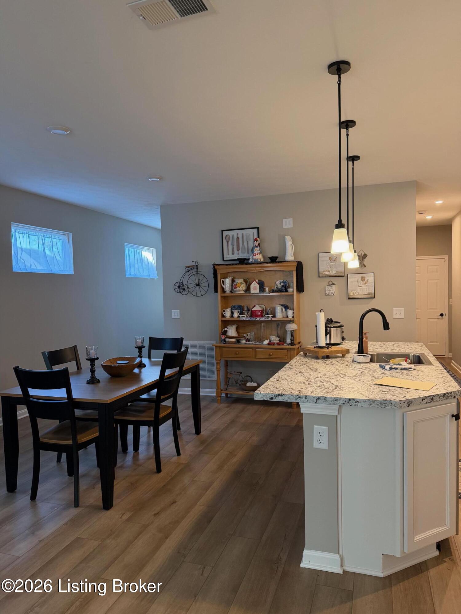 195 Harvest Moon Ct 211b Property Photo 9