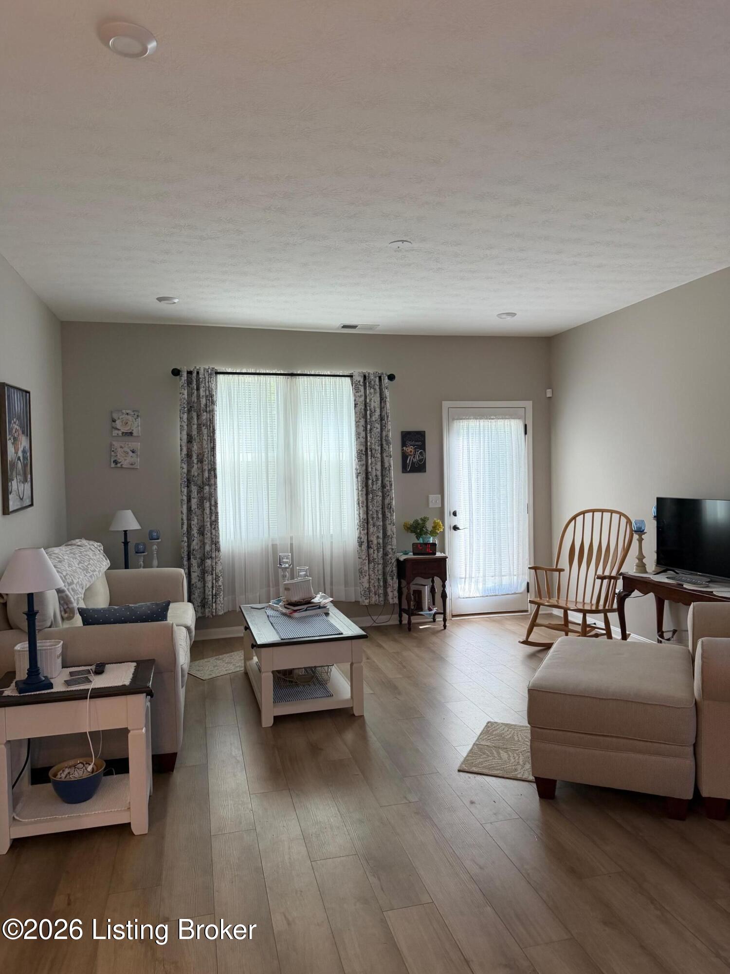 195 Harvest Moon Ct 211b Property Photo 10
