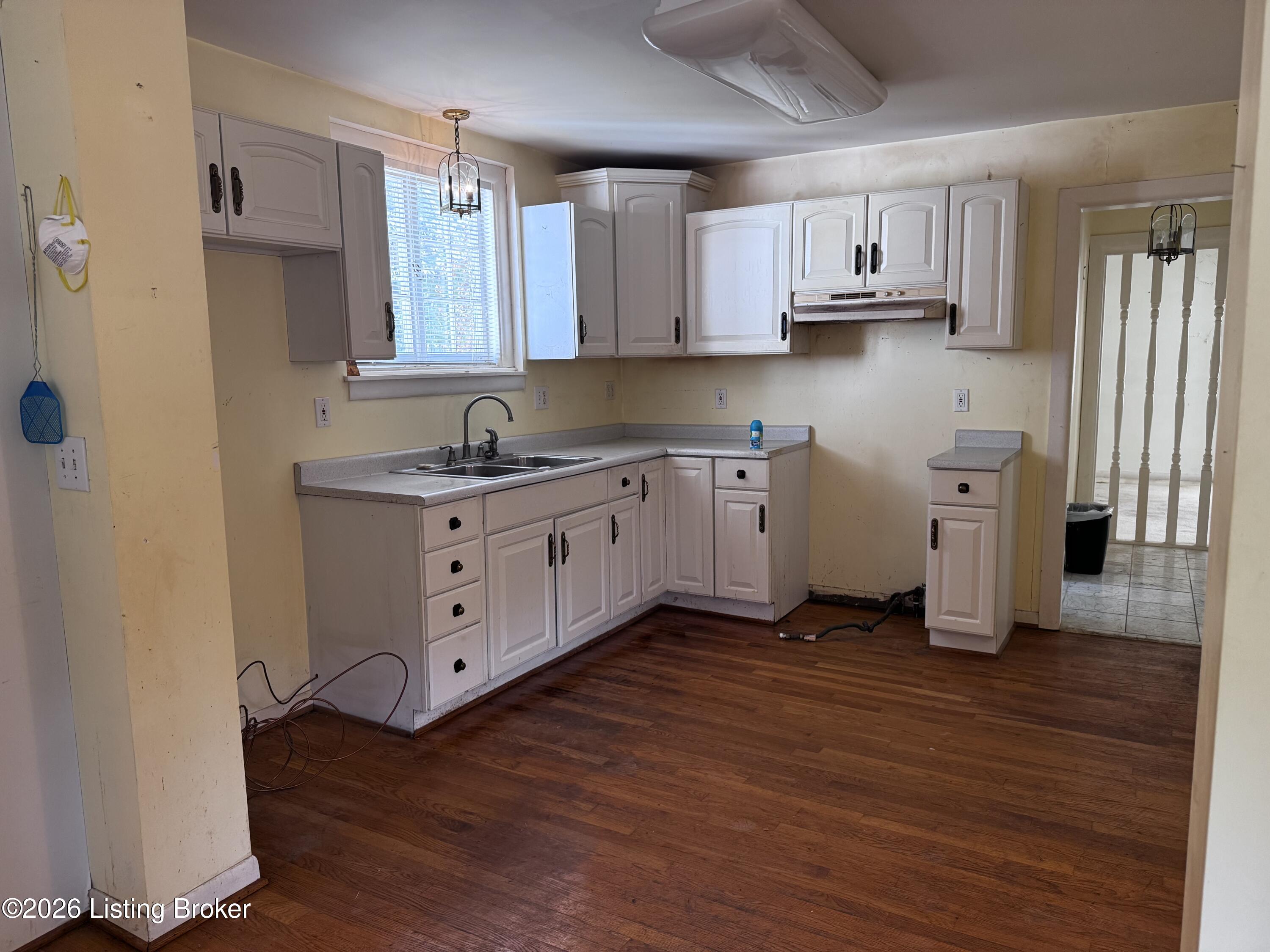 7035 Kentucky Ave Property Photo 10