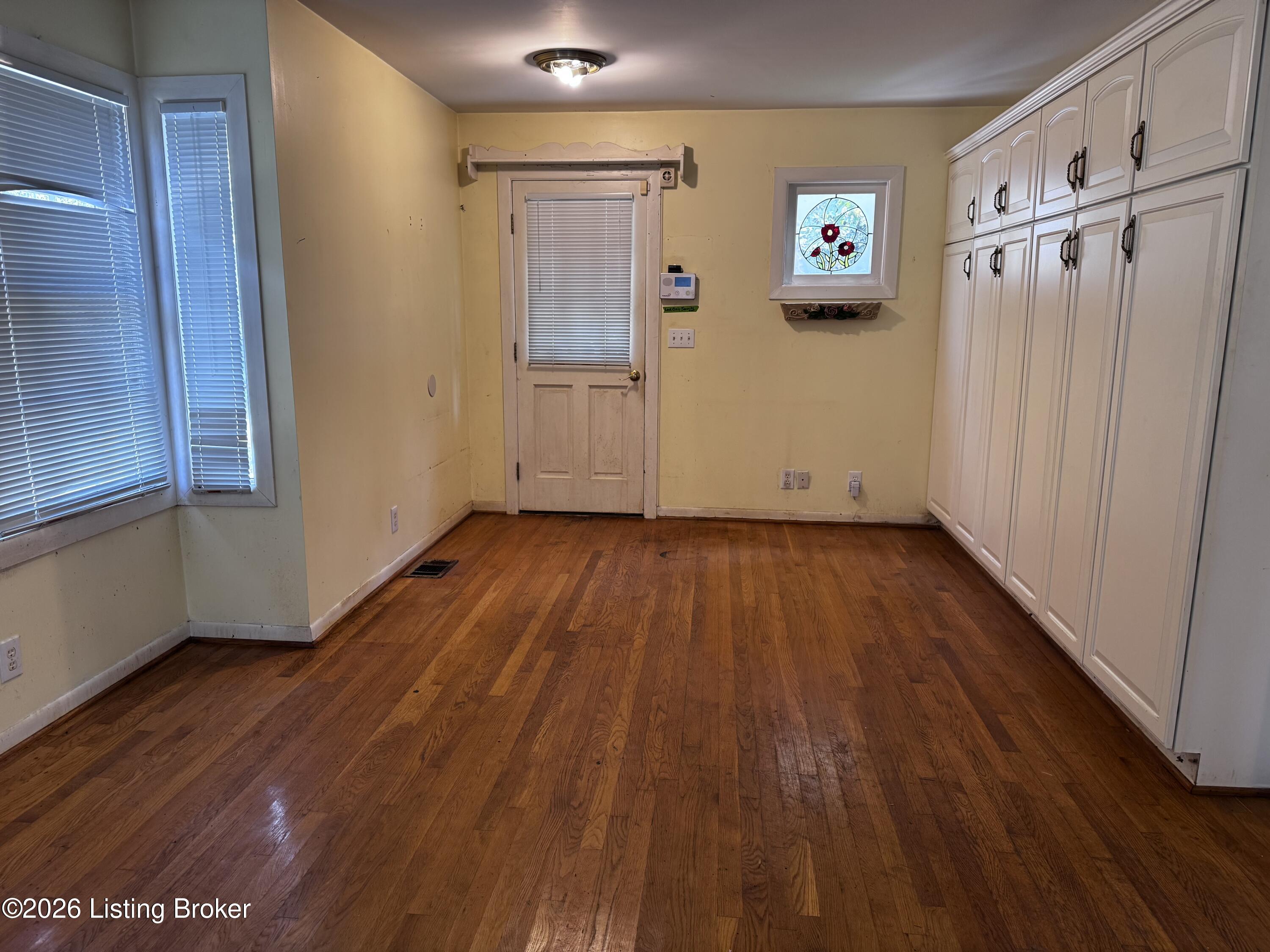 7035 Kentucky Ave Property Photo 11