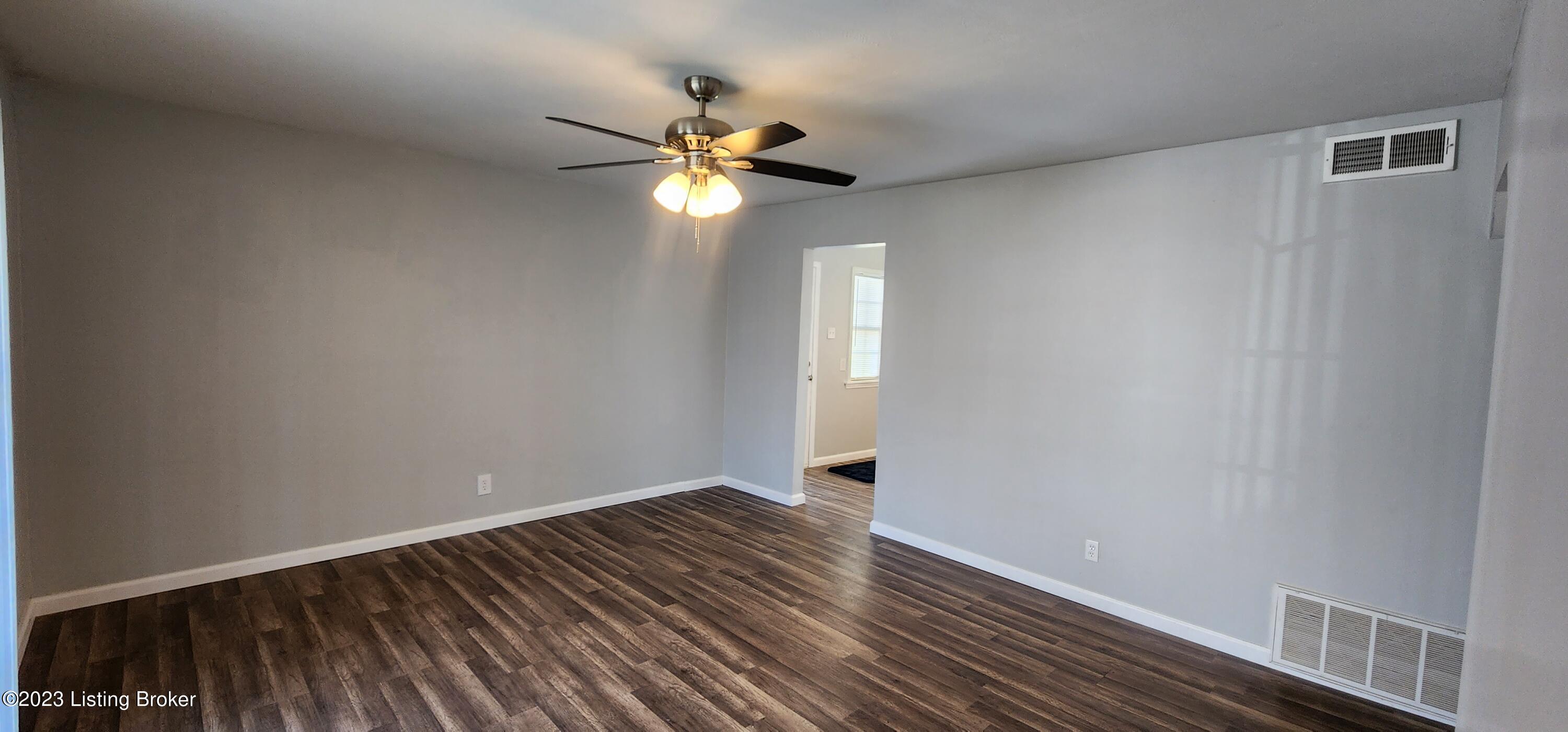 13331 Horncastle Way Property Photo 5