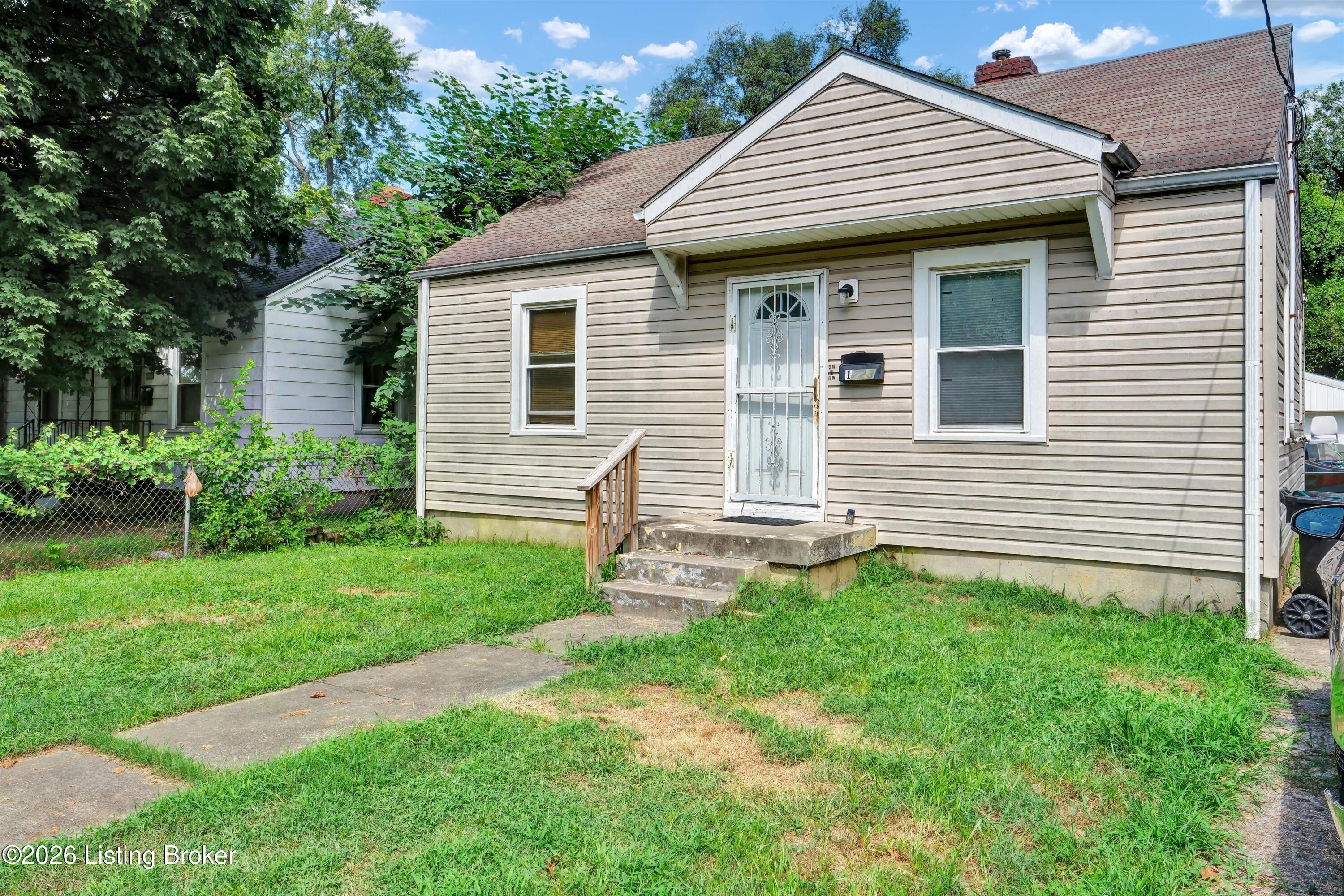 1223 Lincoln Ave Property Photo 1