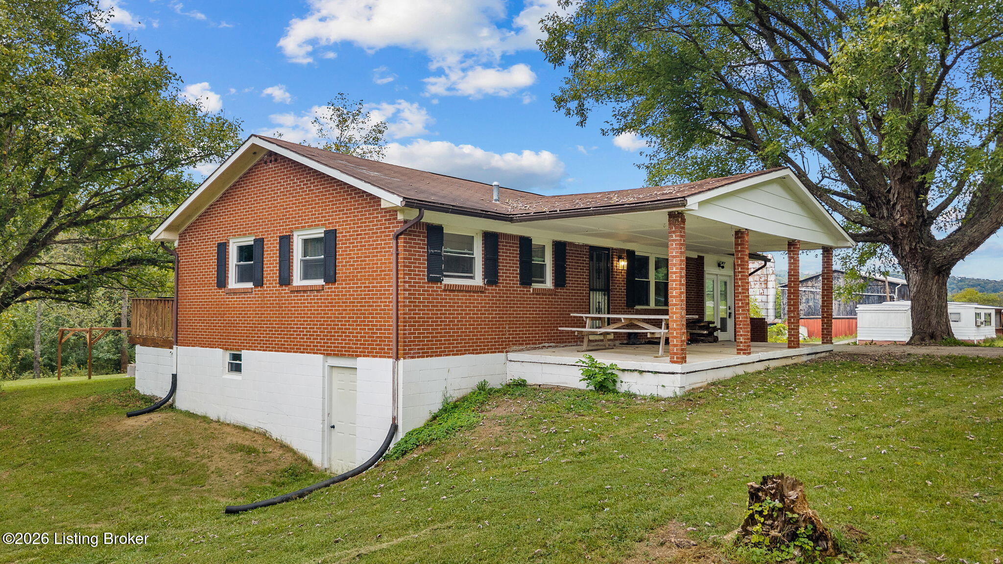 2234 Carlisle Rd Property Photo 4