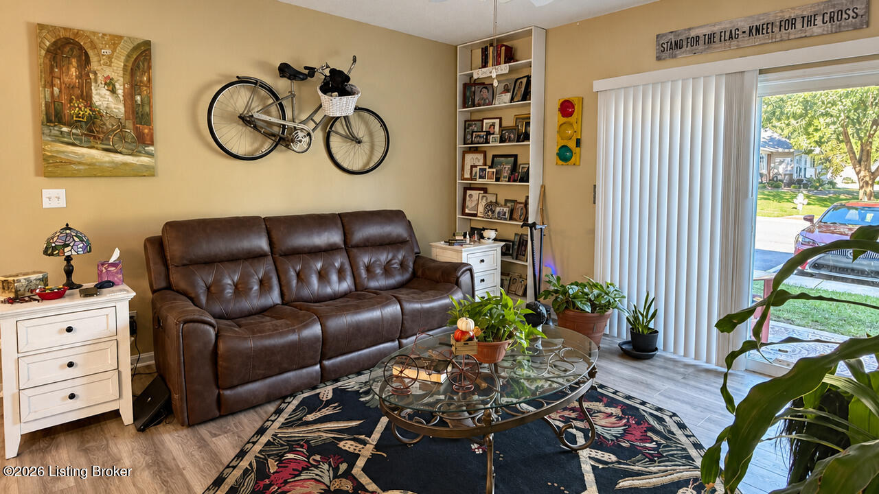 9106 Hawthorne Pointe Dr 101 Property Photo 2
