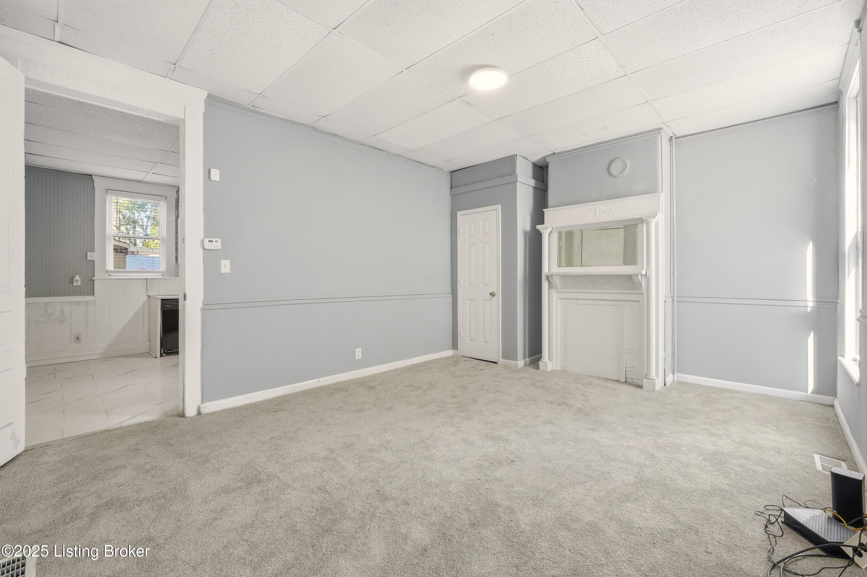 2529 W Main St Property Photo 15