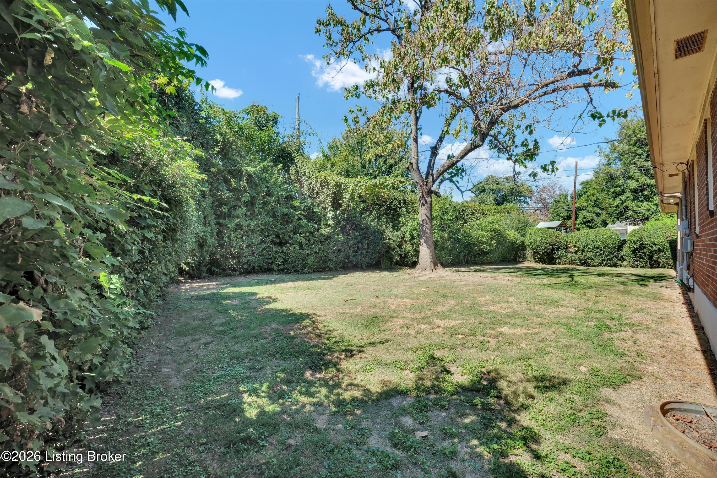 2902 Cambridge Rd Property Photo 35