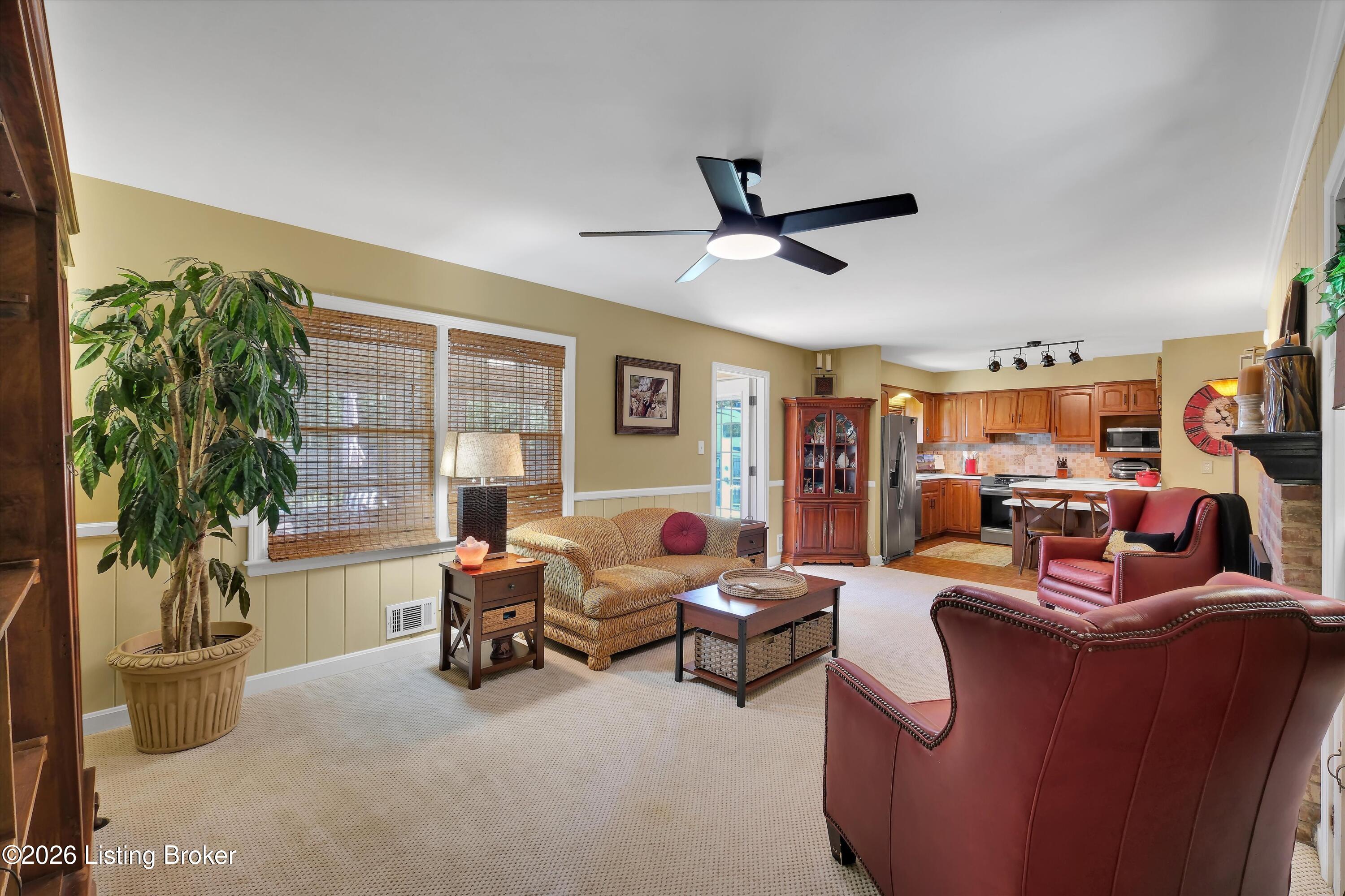 1705 Devondale Dr Property Photo 13