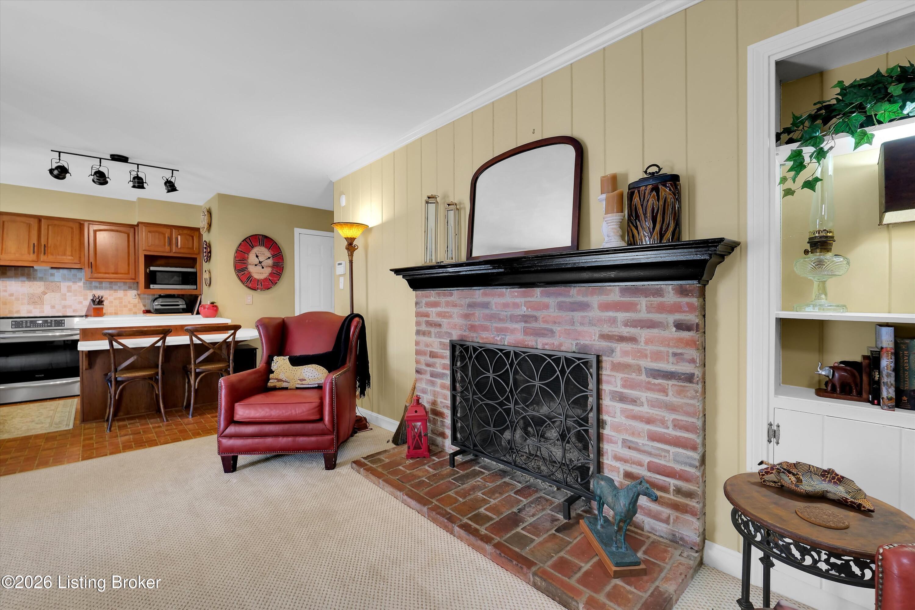 1705 Devondale Dr Property Photo 15