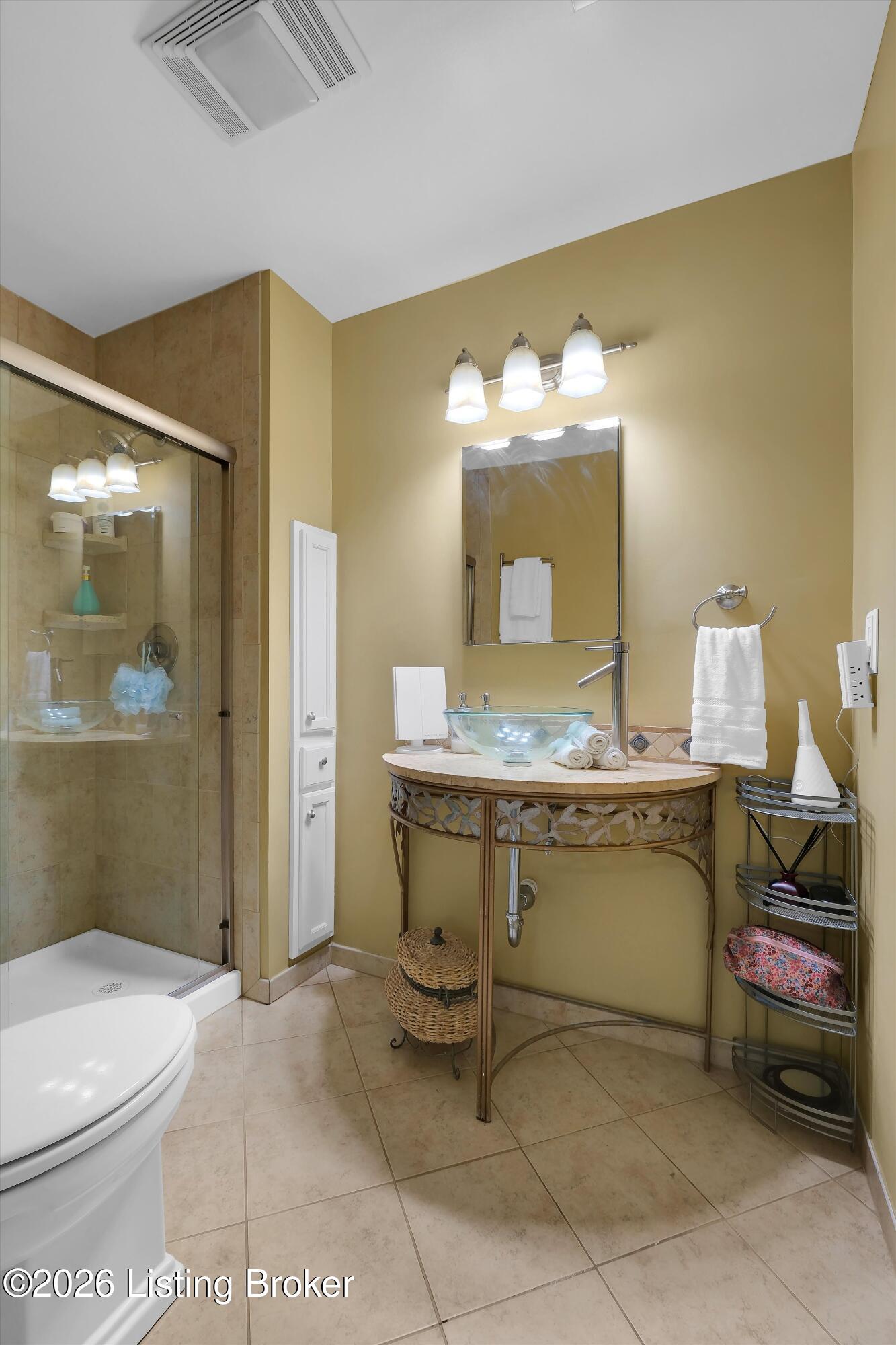 1705 Devondale Dr Property Photo 27