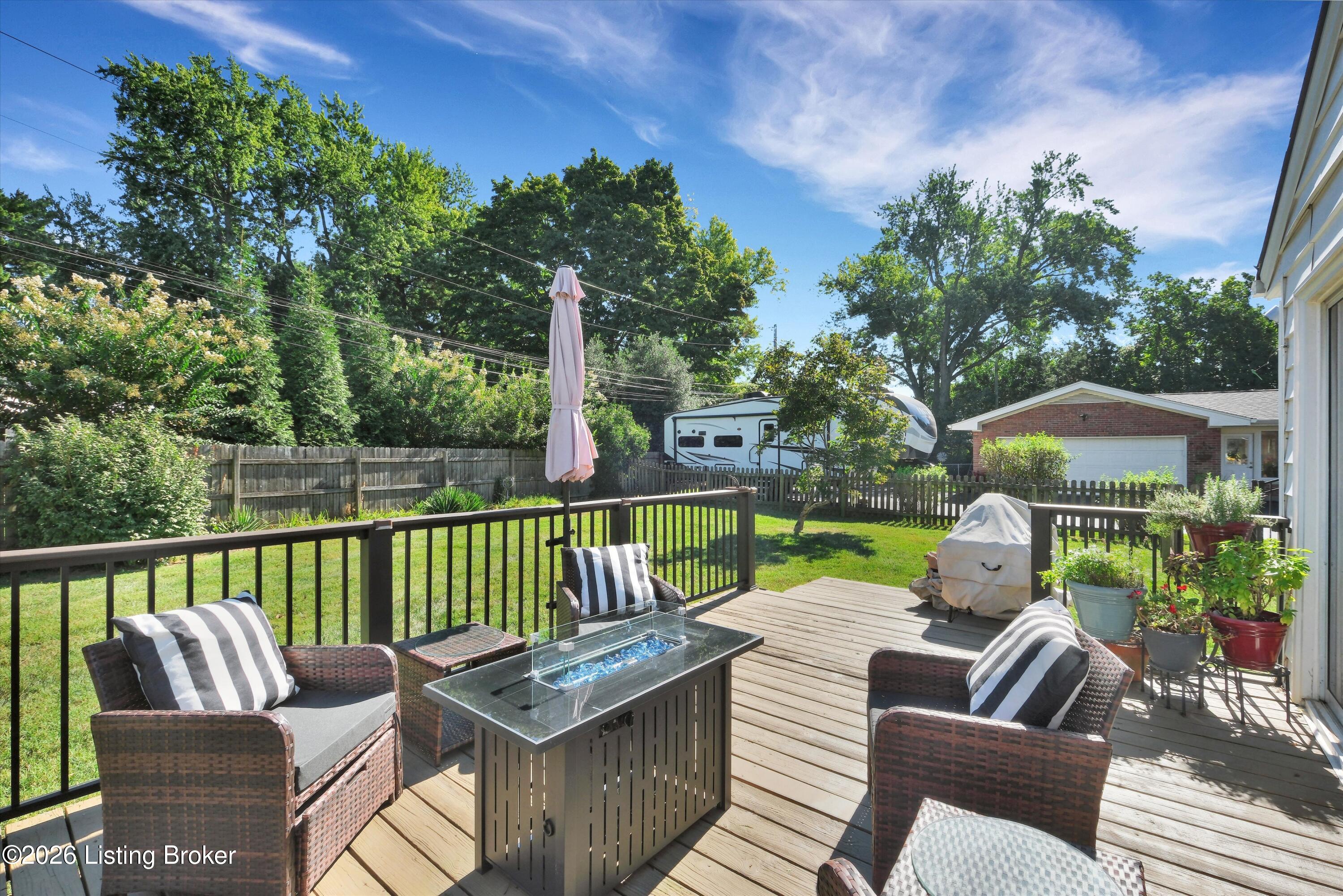 1705 Devondale Dr Property Photo 40