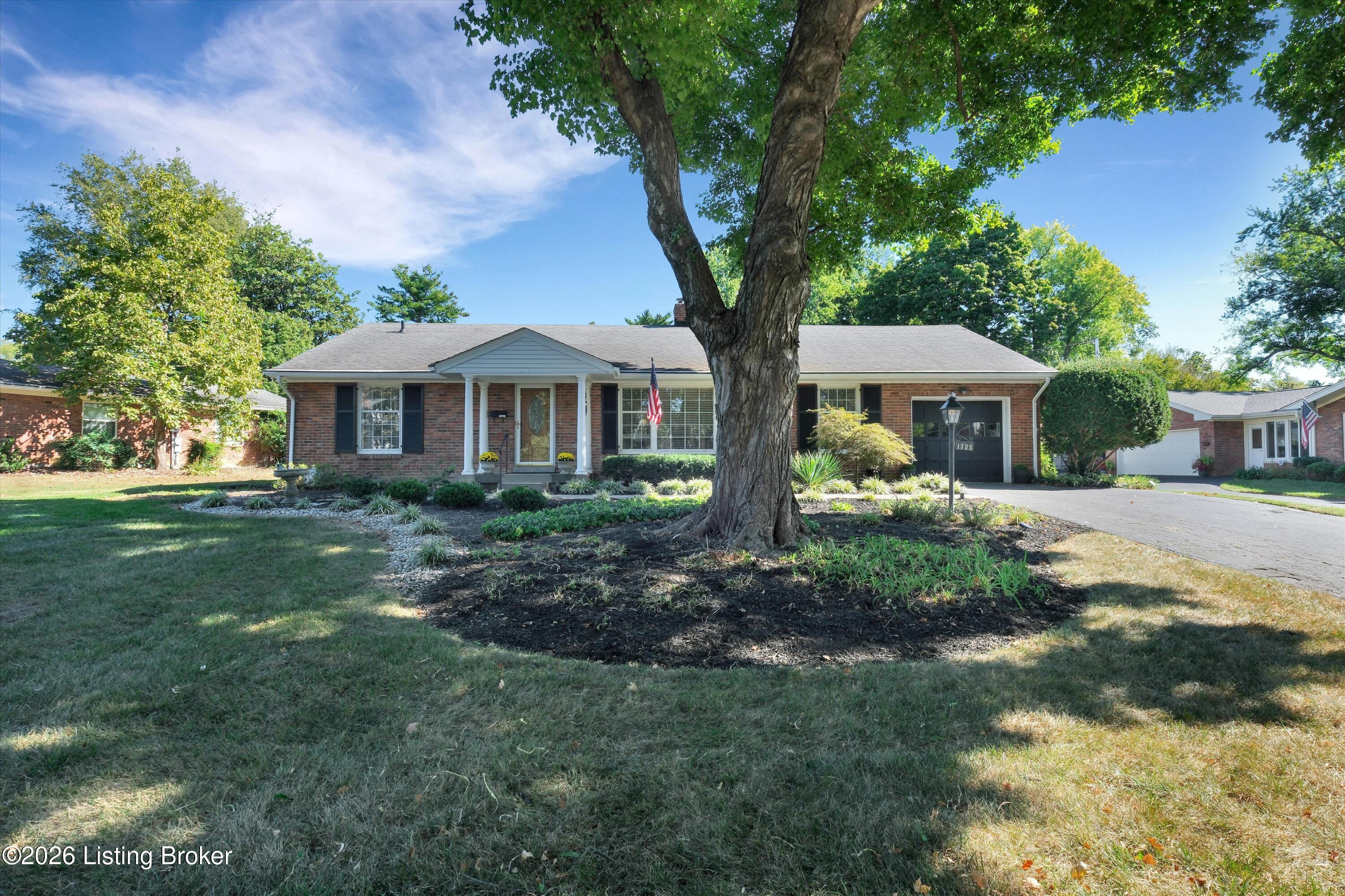 1705 Devondale Dr Property Photo 55