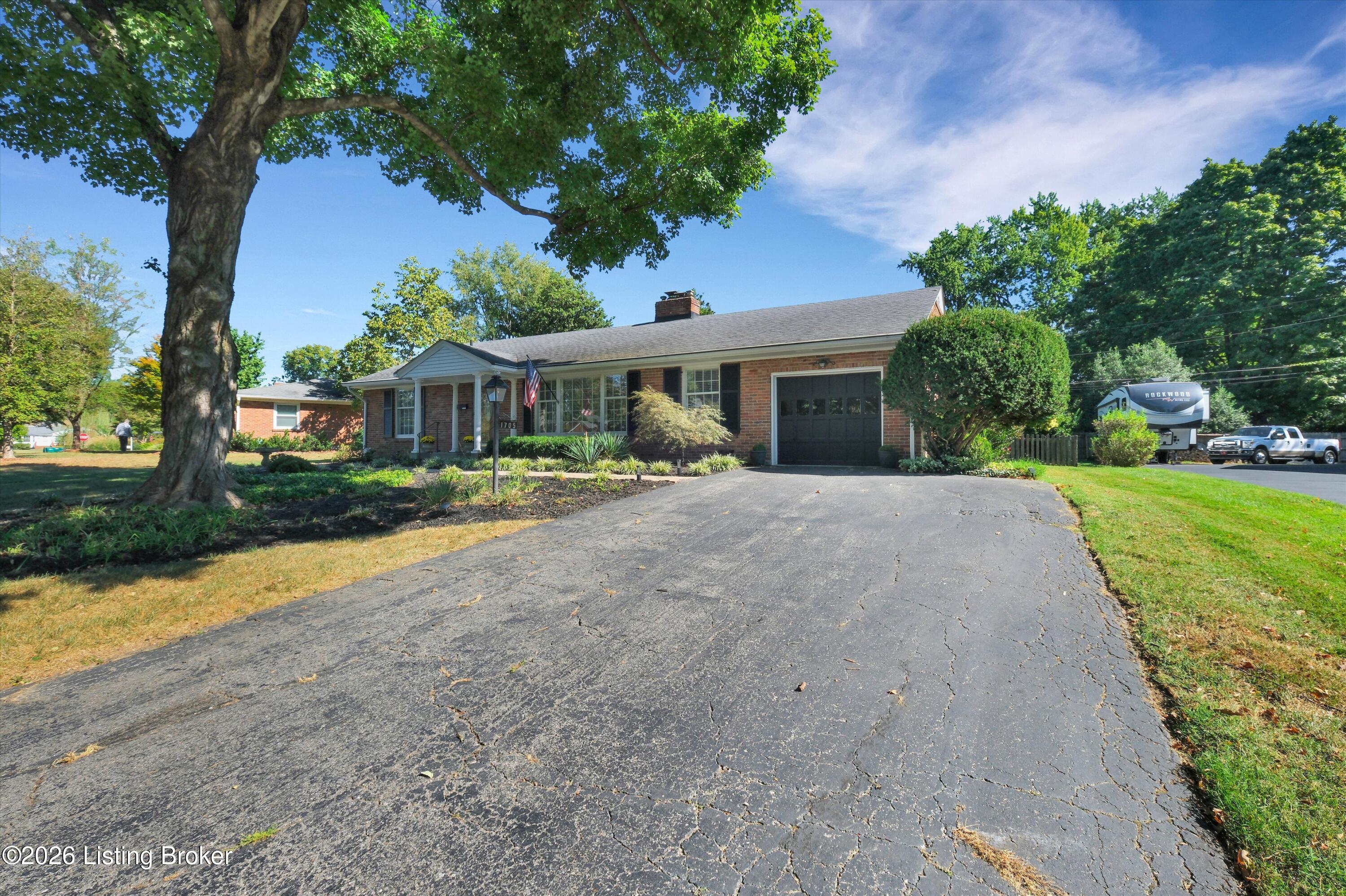 1705 Devondale Dr Property Photo 57