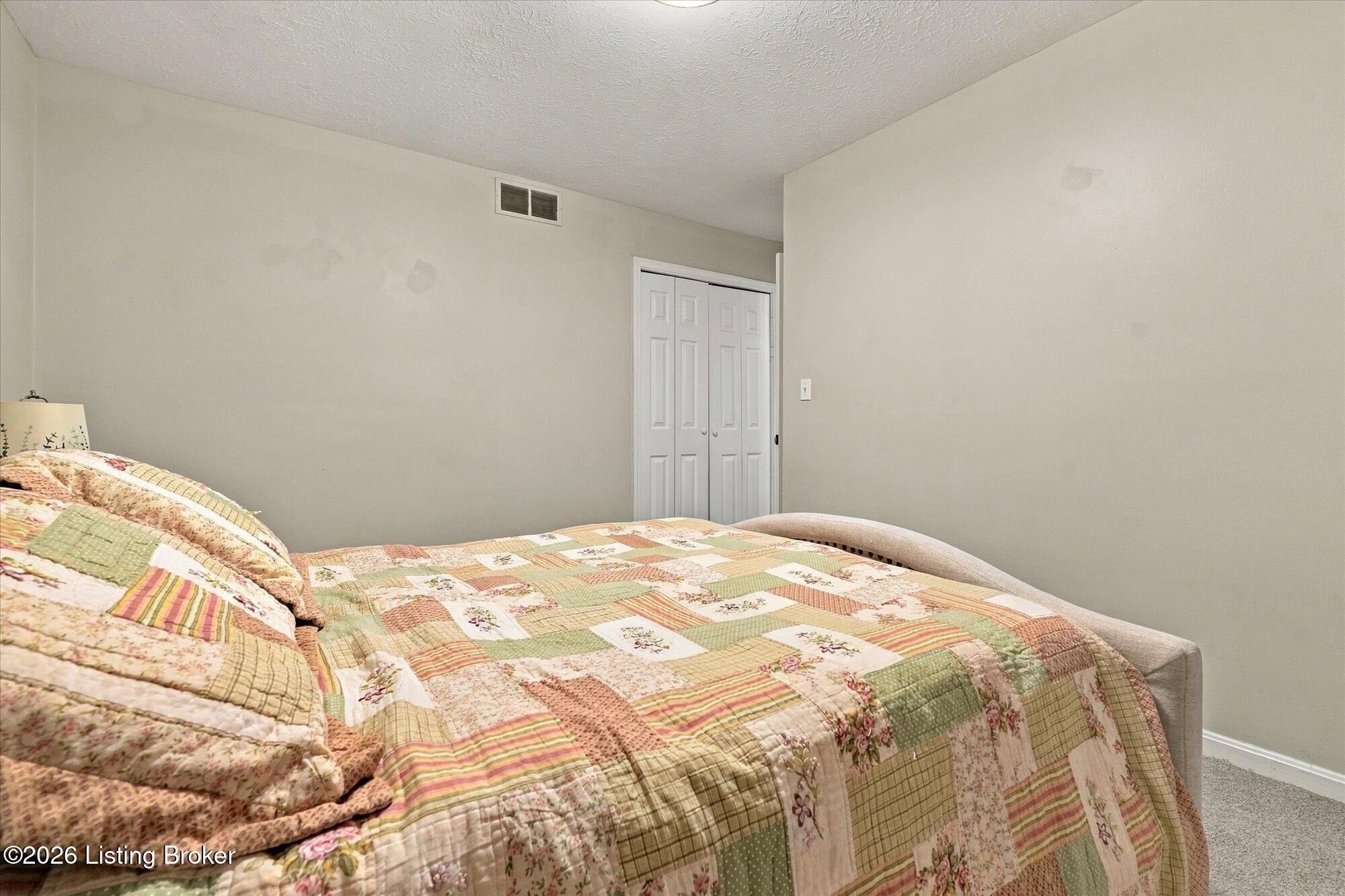 1102 Timber Oak Dr Property Photo 32