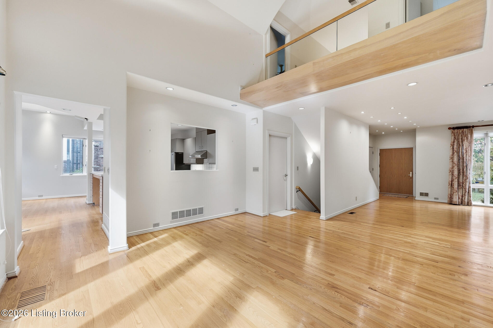 300 Penruth Ave Property Photo 13