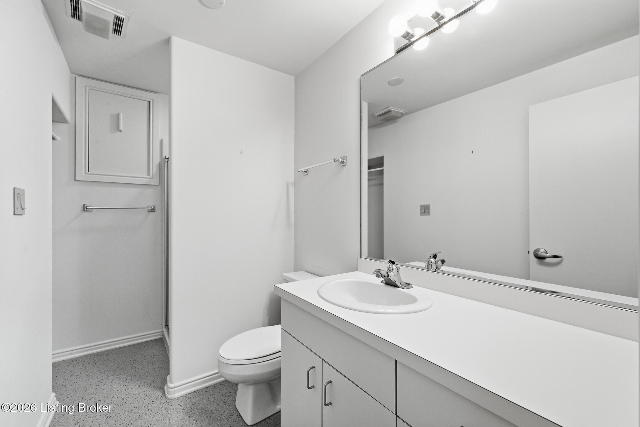 300 Penruth Ave Property Photo 52