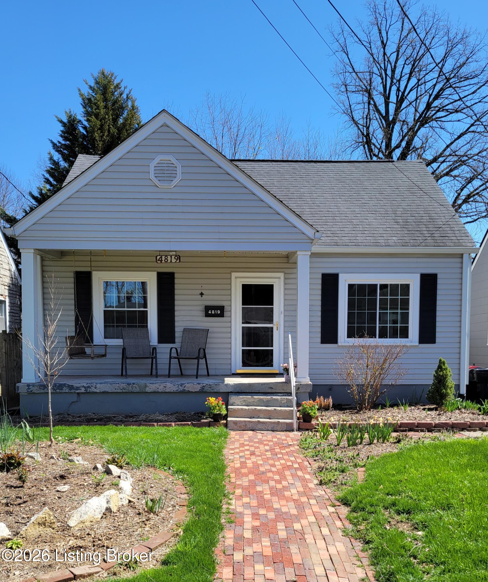 4819 Cliff Ave Property Photo 1