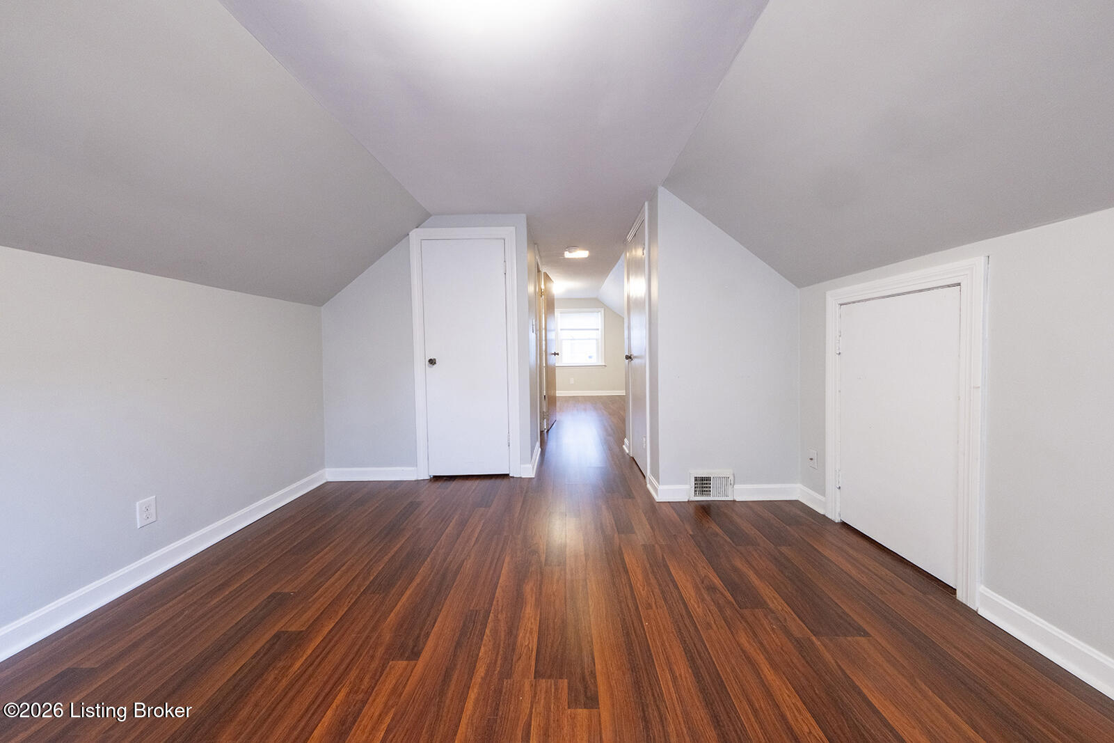 4819 Cliff Ave Property Photo 25