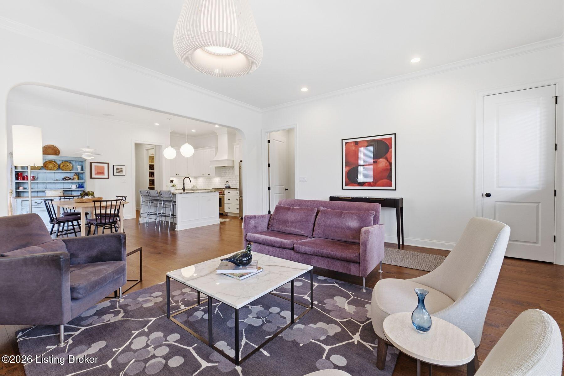 6406 Meeting St Property Photo 10