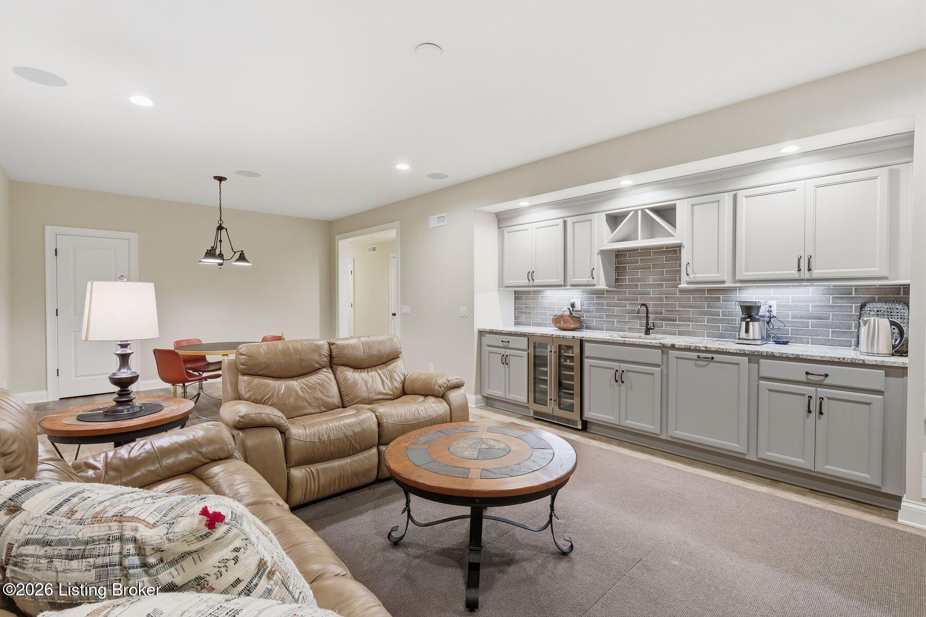 6406 Meeting St Property Photo 41