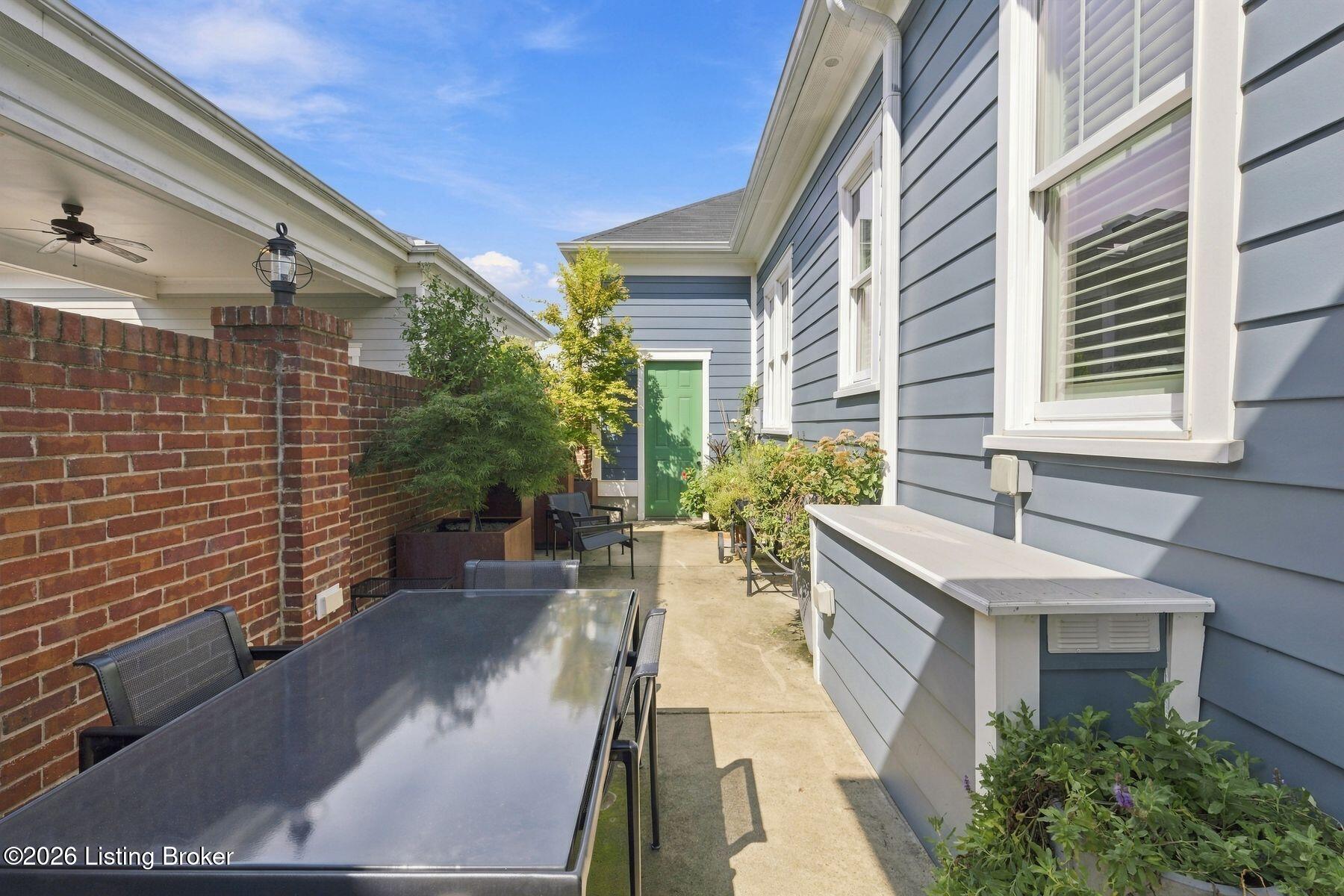 6406 Meeting St Property Photo 45