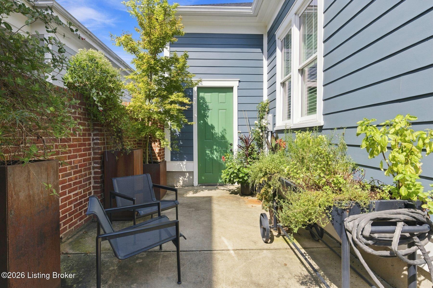 6406 Meeting St Property Photo 47