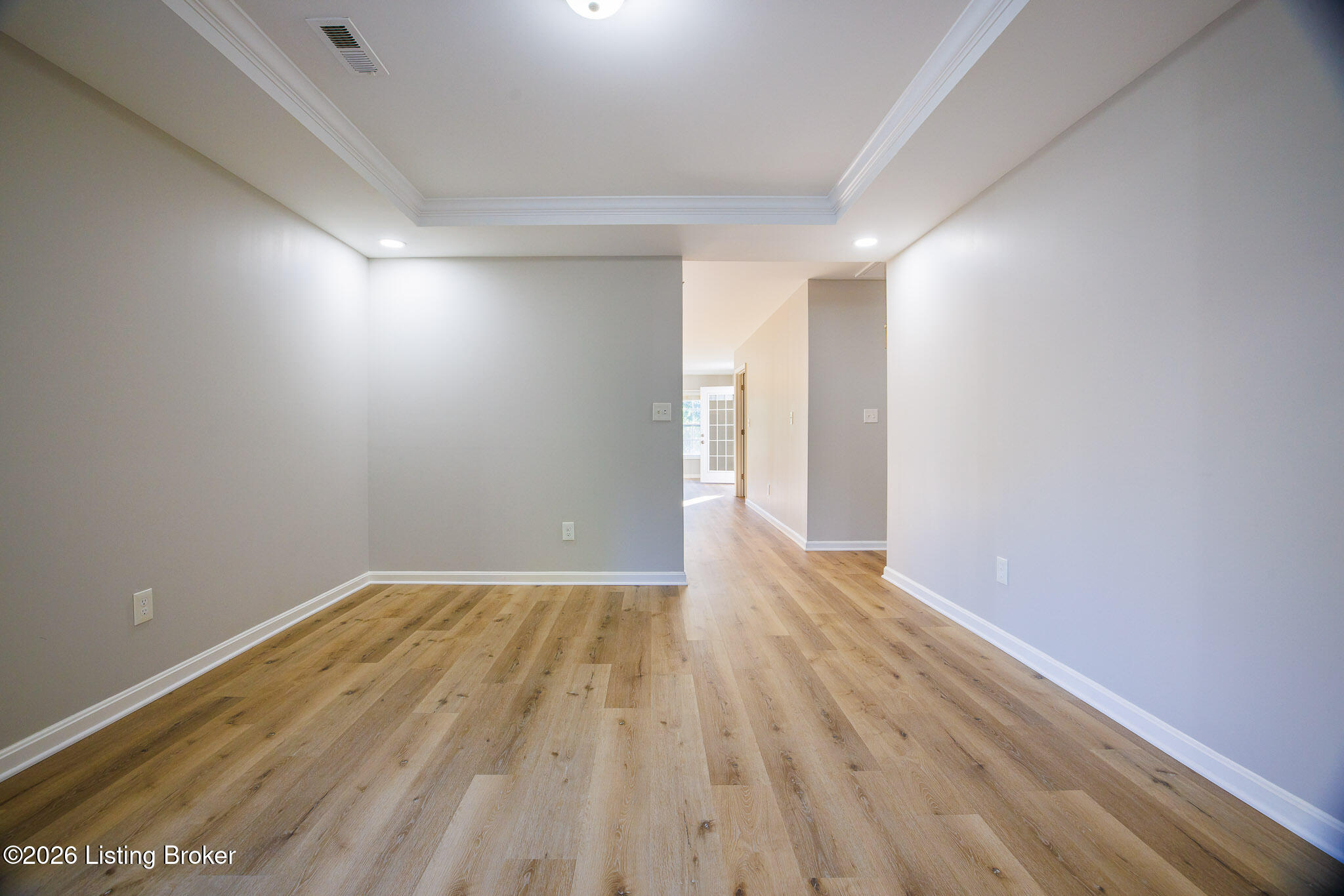7302 Fox Hollow Way Property Photo 6