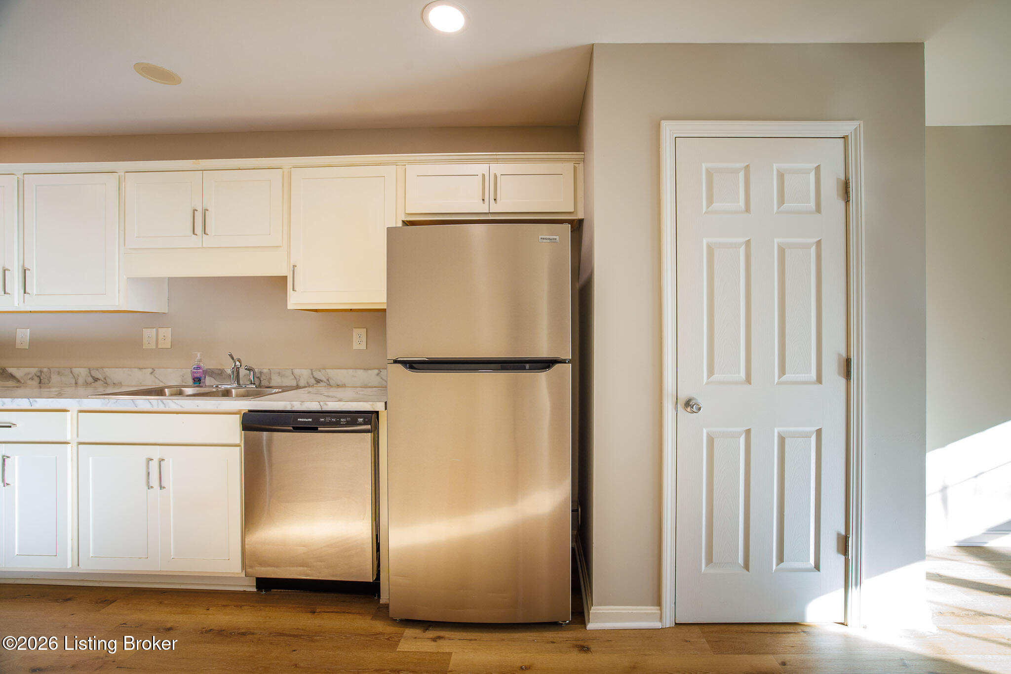 7302 Fox Hollow Way Property Photo 15