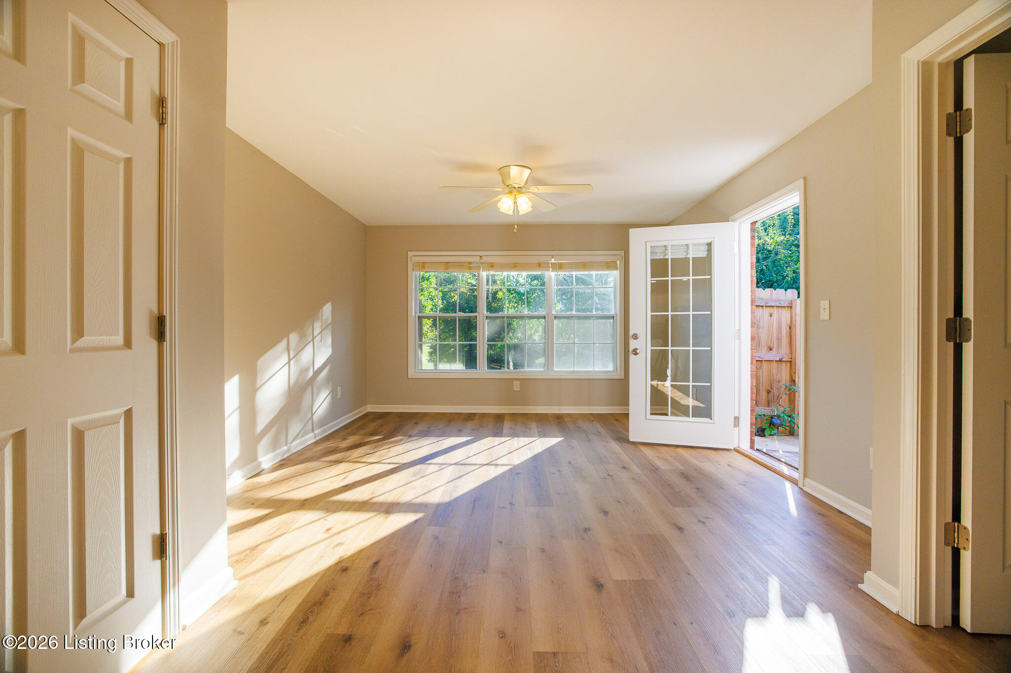 7302 Fox Hollow Way Property Photo 16