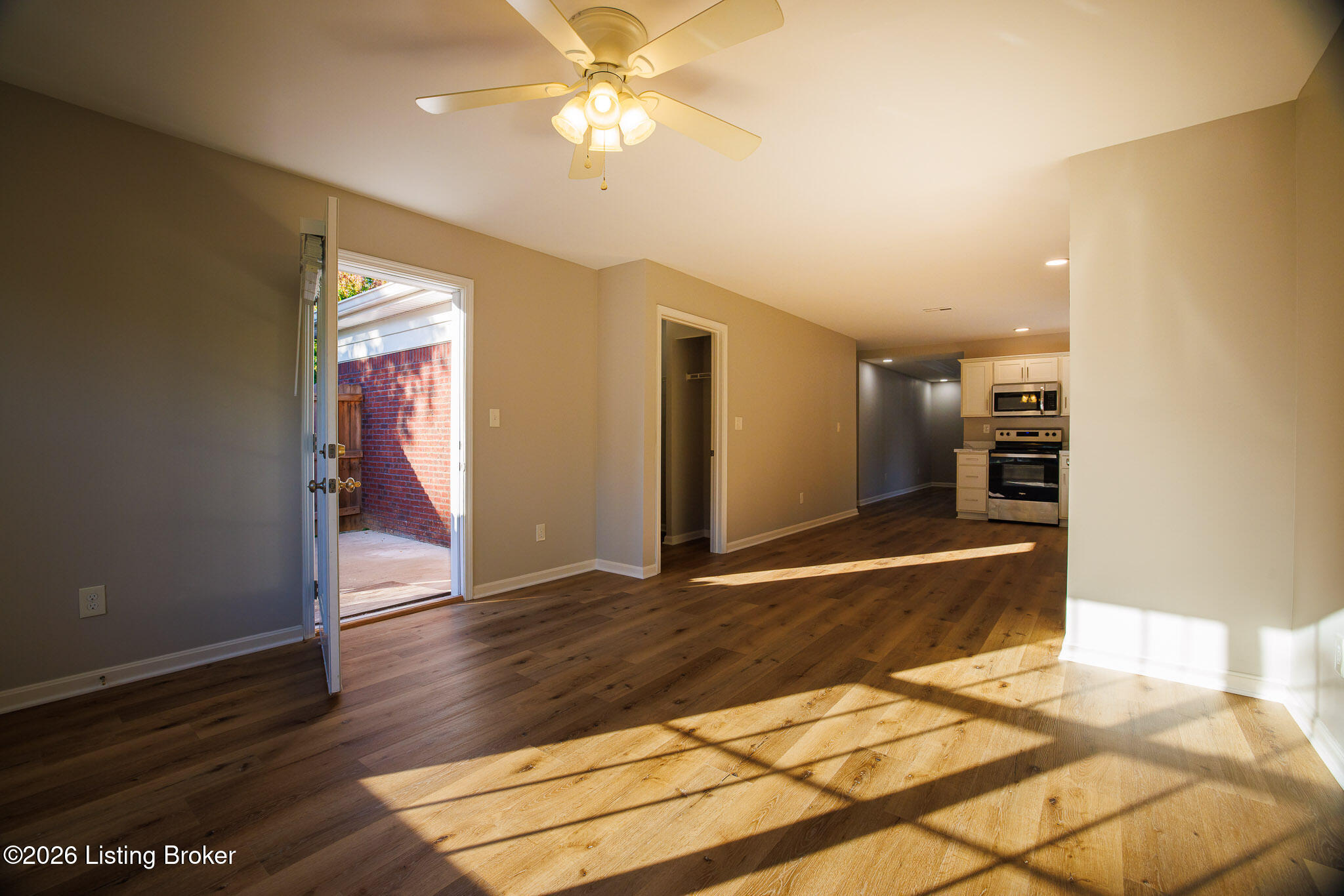 7302 Fox Hollow Way Property Photo 23