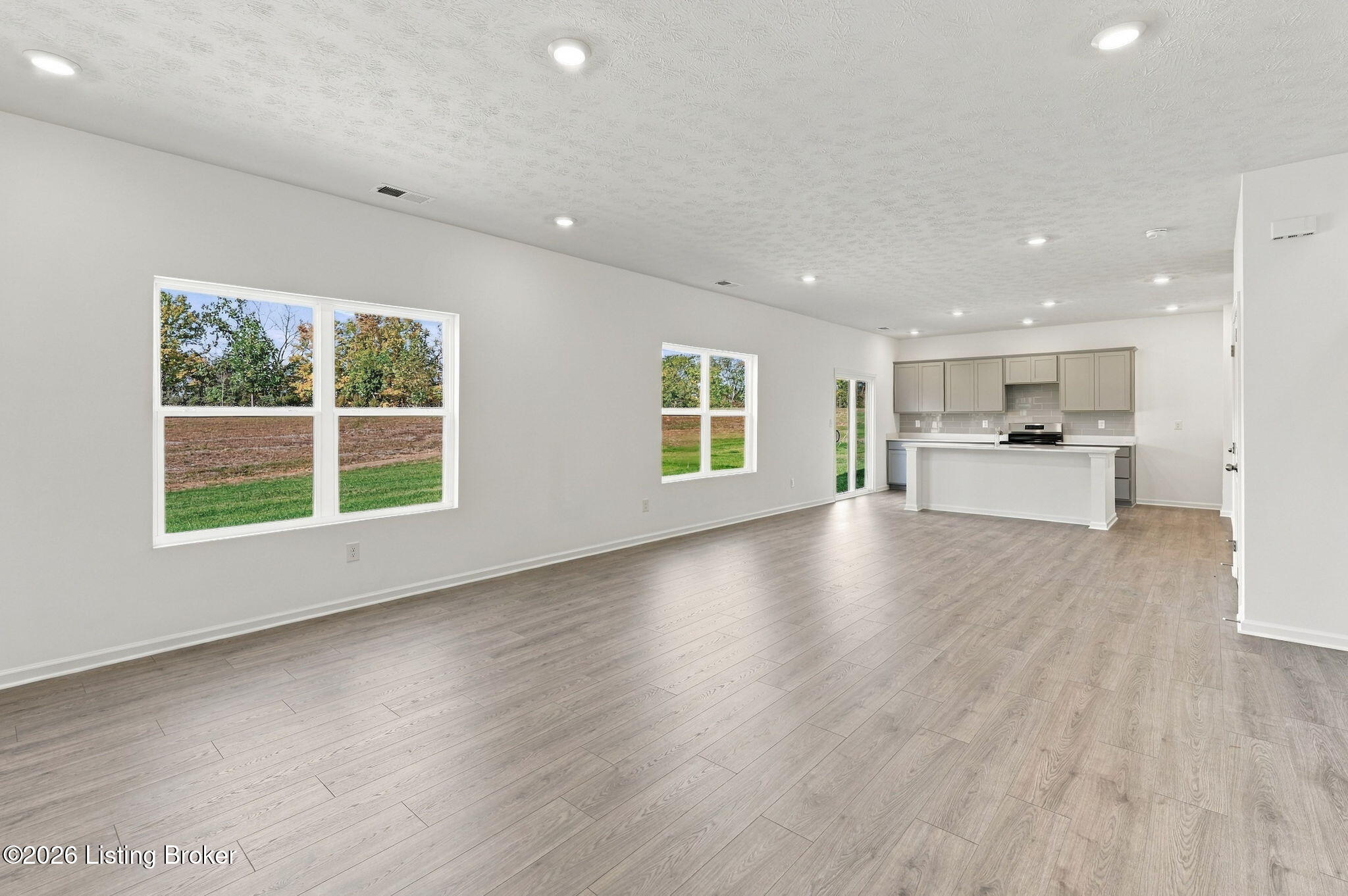 1326 Peaceful Way Property Photo 4