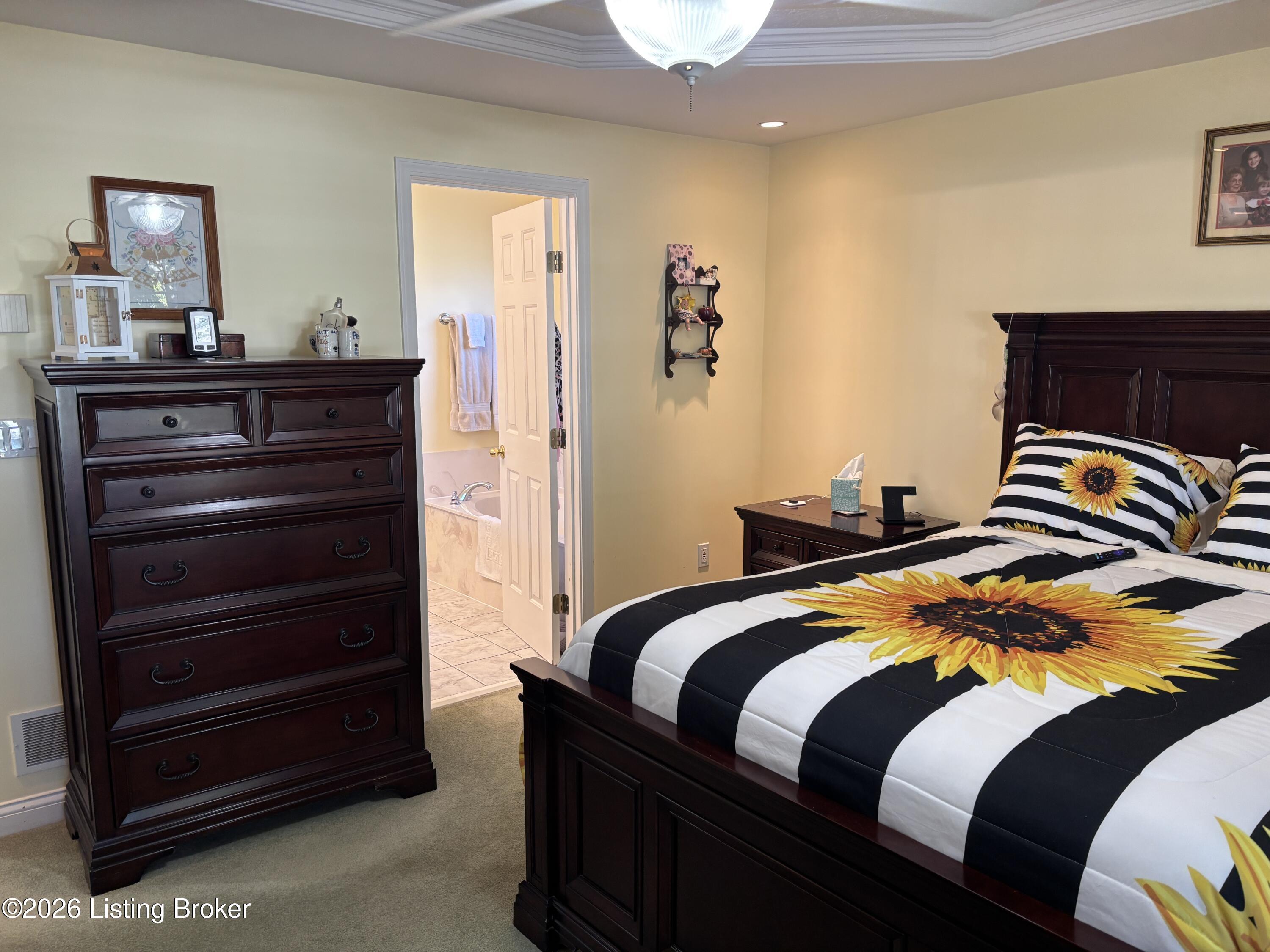 6314 Faris Way Property Photo 6