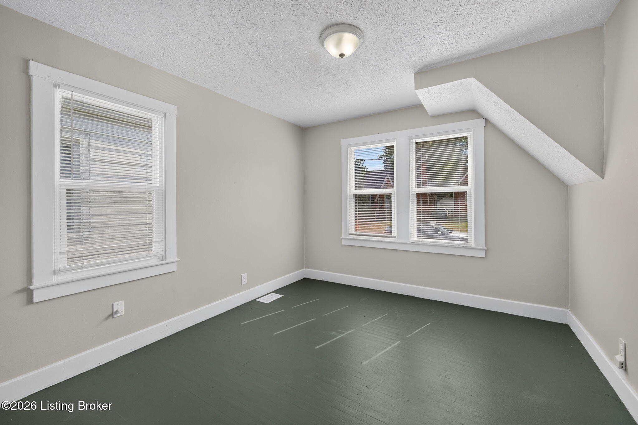 1115 Dresden Ave Property Photo 17