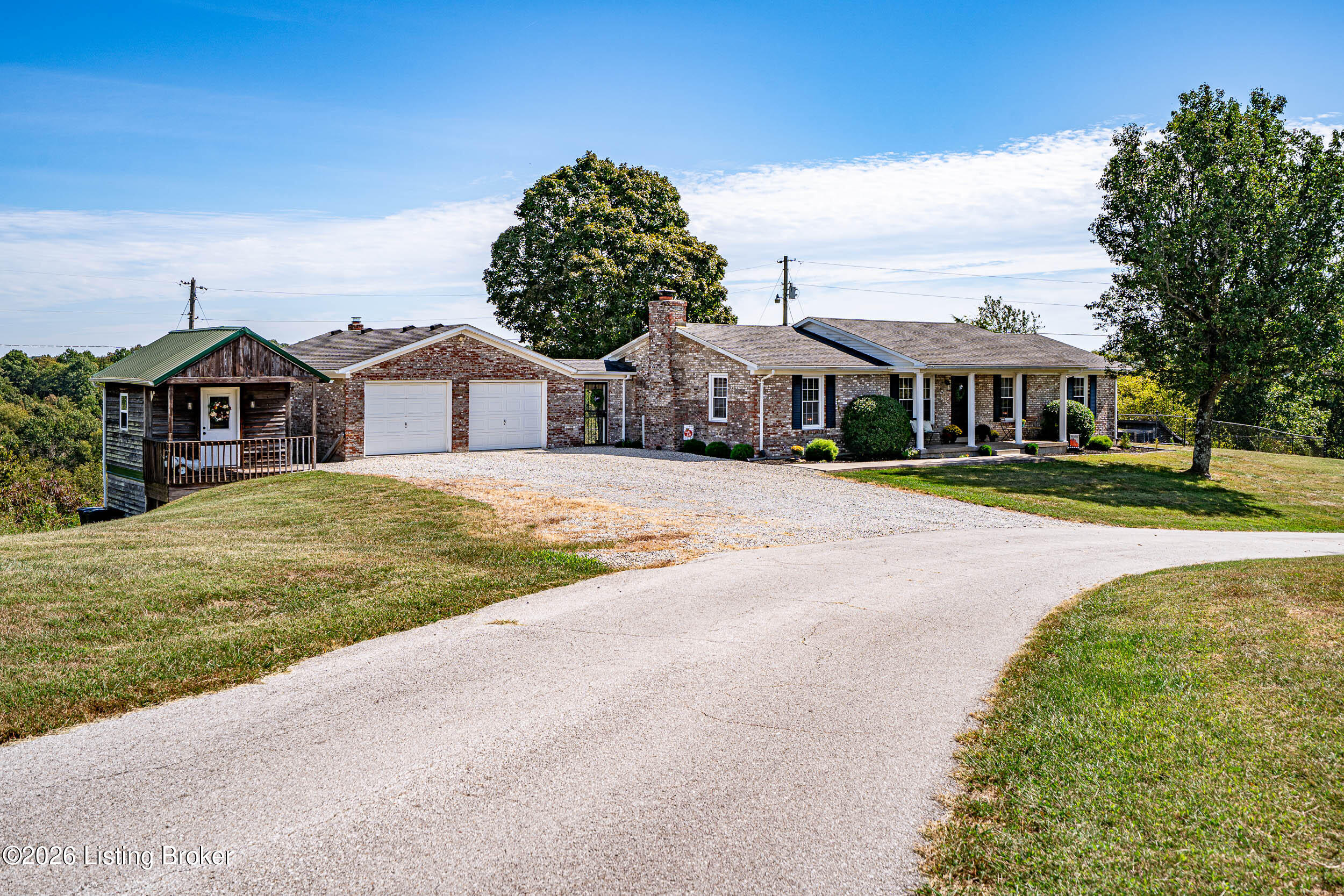1104 Long Rd Property Photo 4