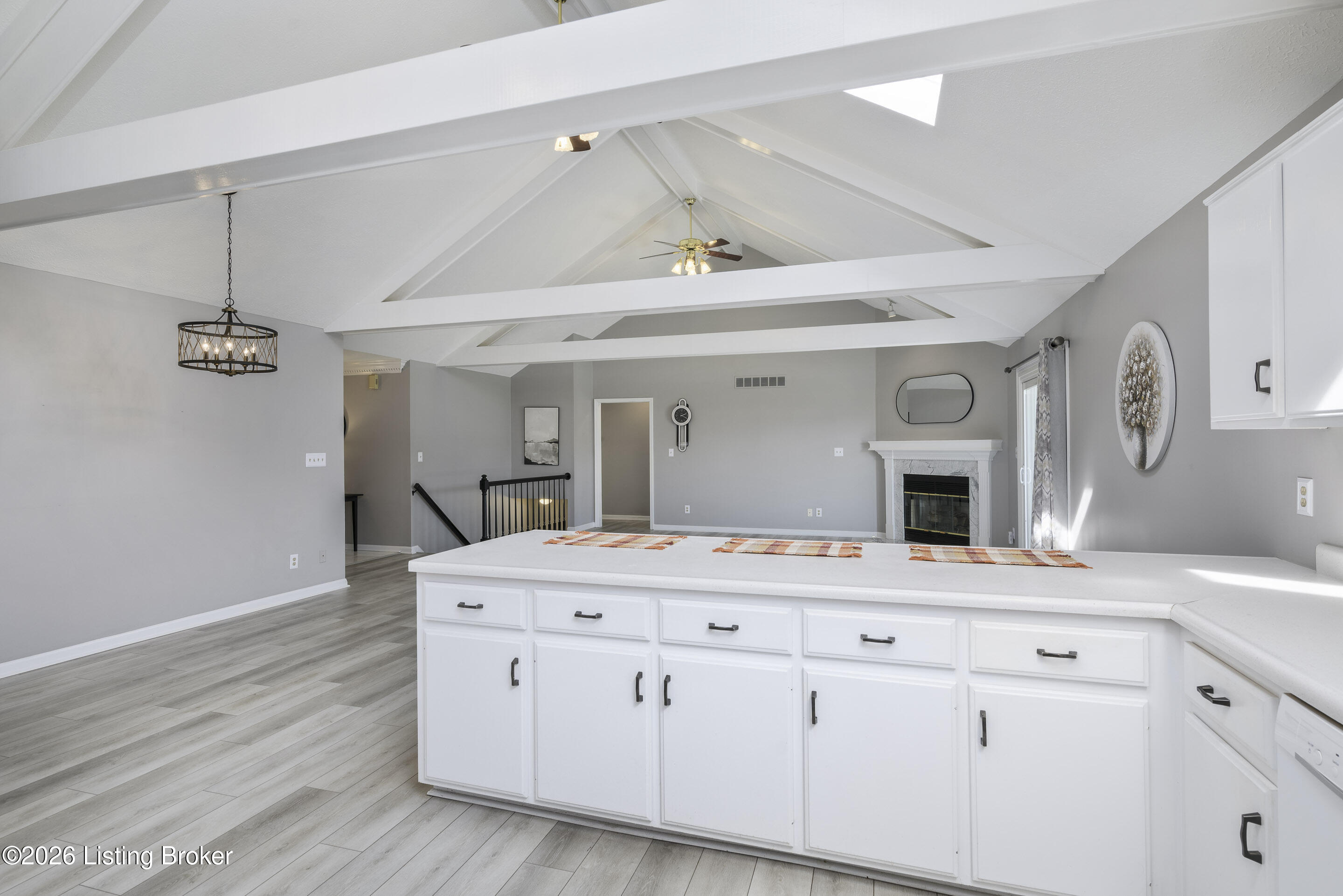5114 Hunters Point Cir Property Photo 27
