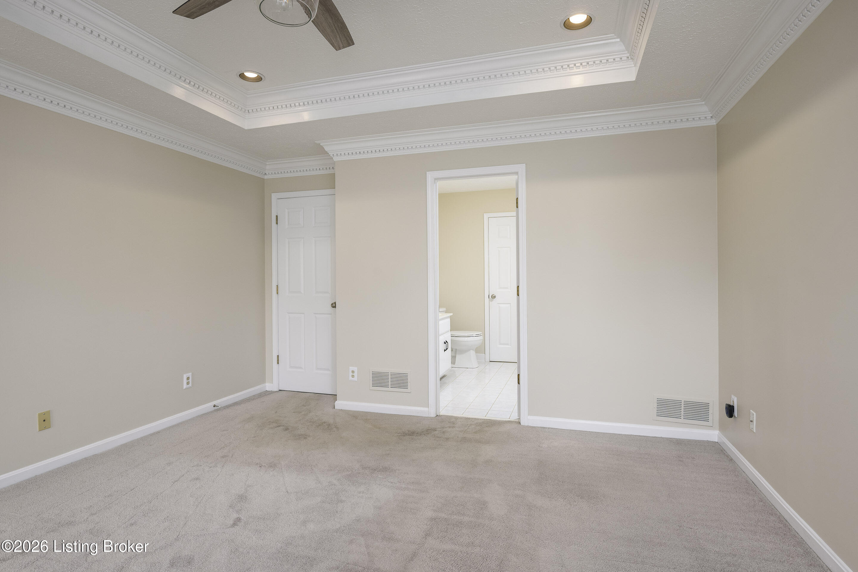 5114 Hunters Point Cir Property Photo 29
