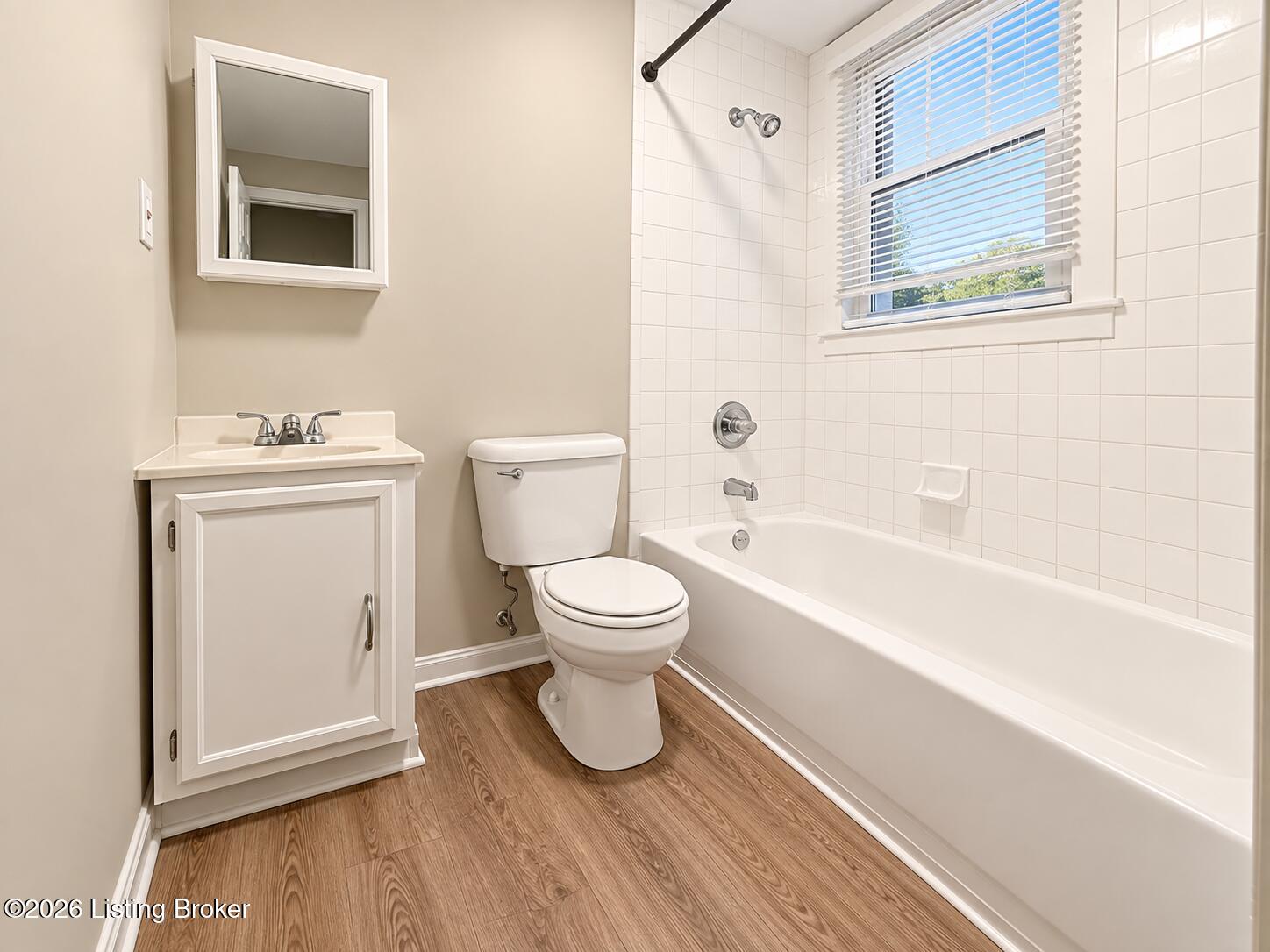 1817 Frankfort Ave Property Photo 8