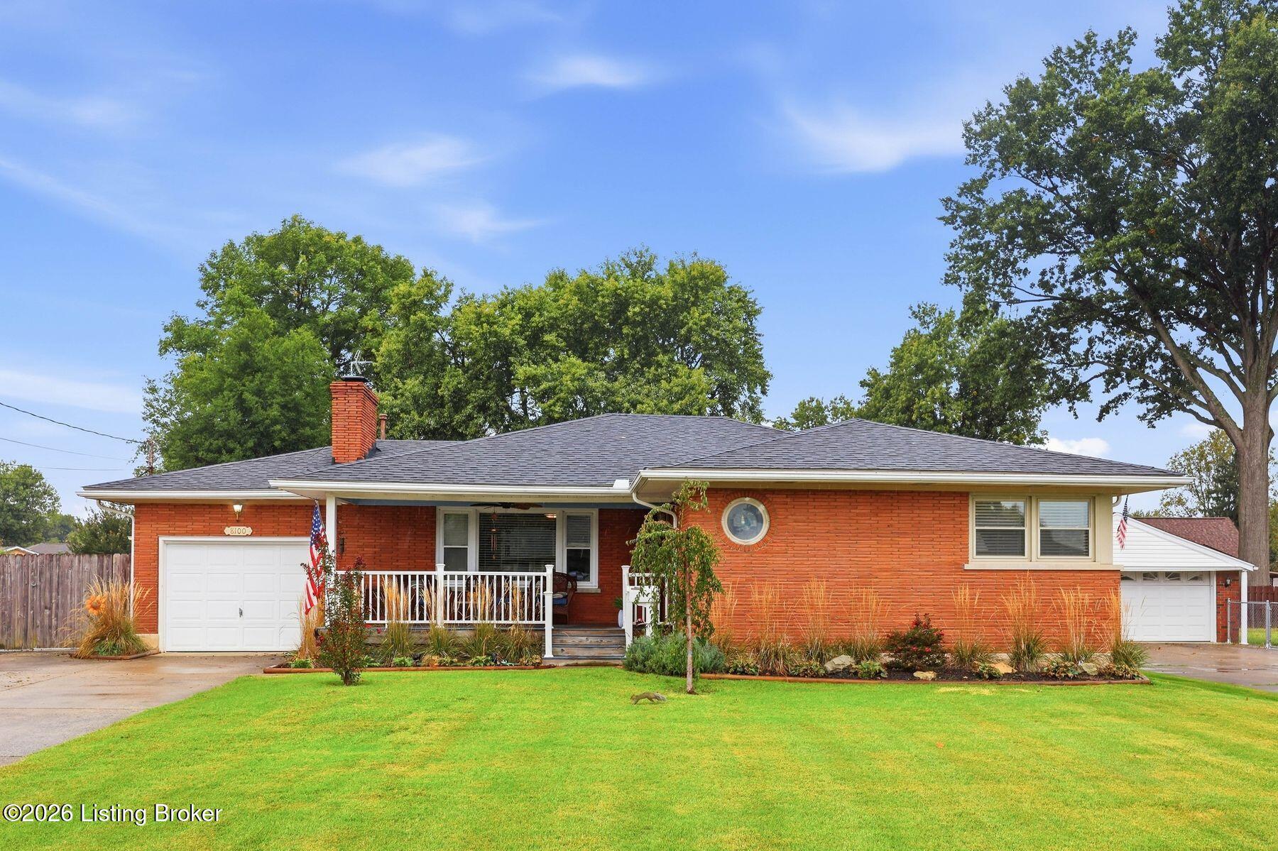 8100 Cedar Brook Dr Property Photo 8