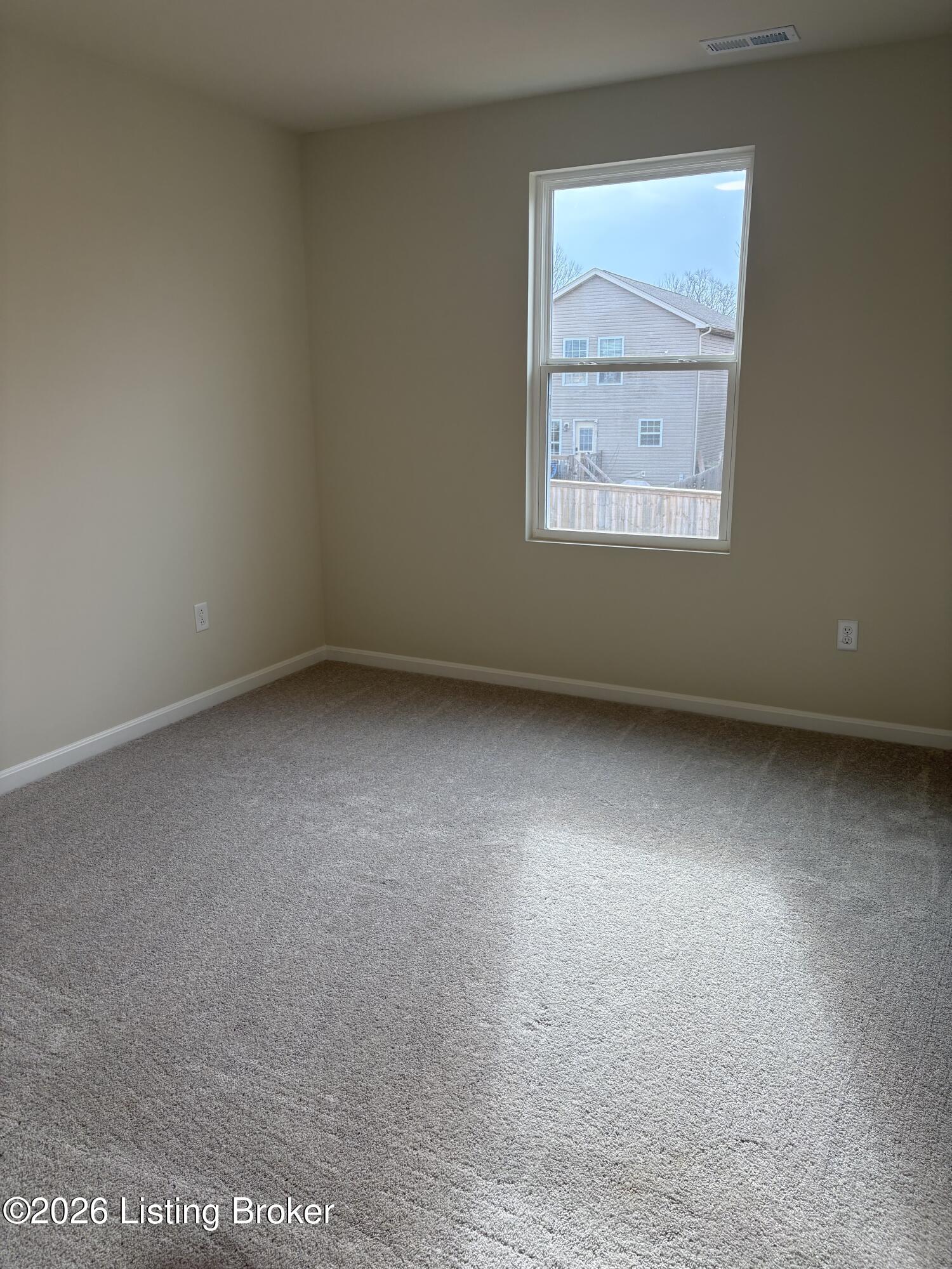 2013 Lyndon Green Cir Property Photo 16