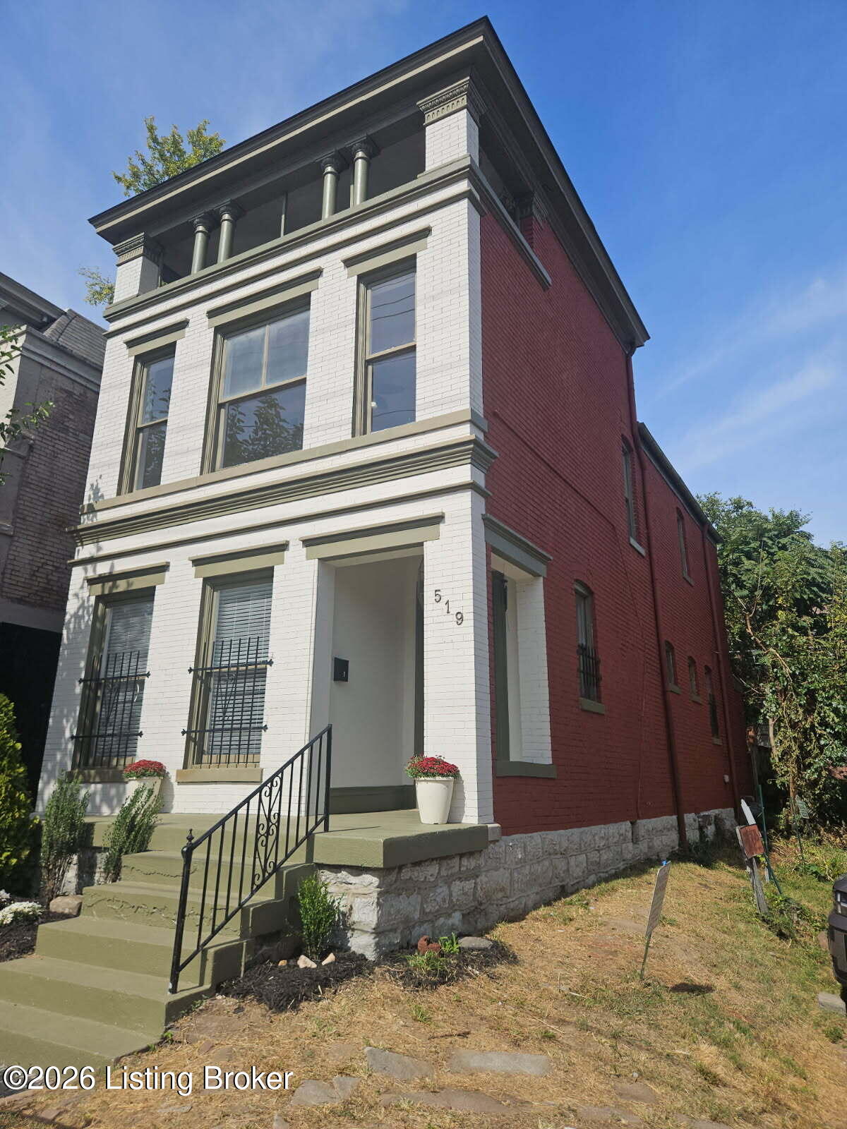 519 W Hill St Property Photo 50