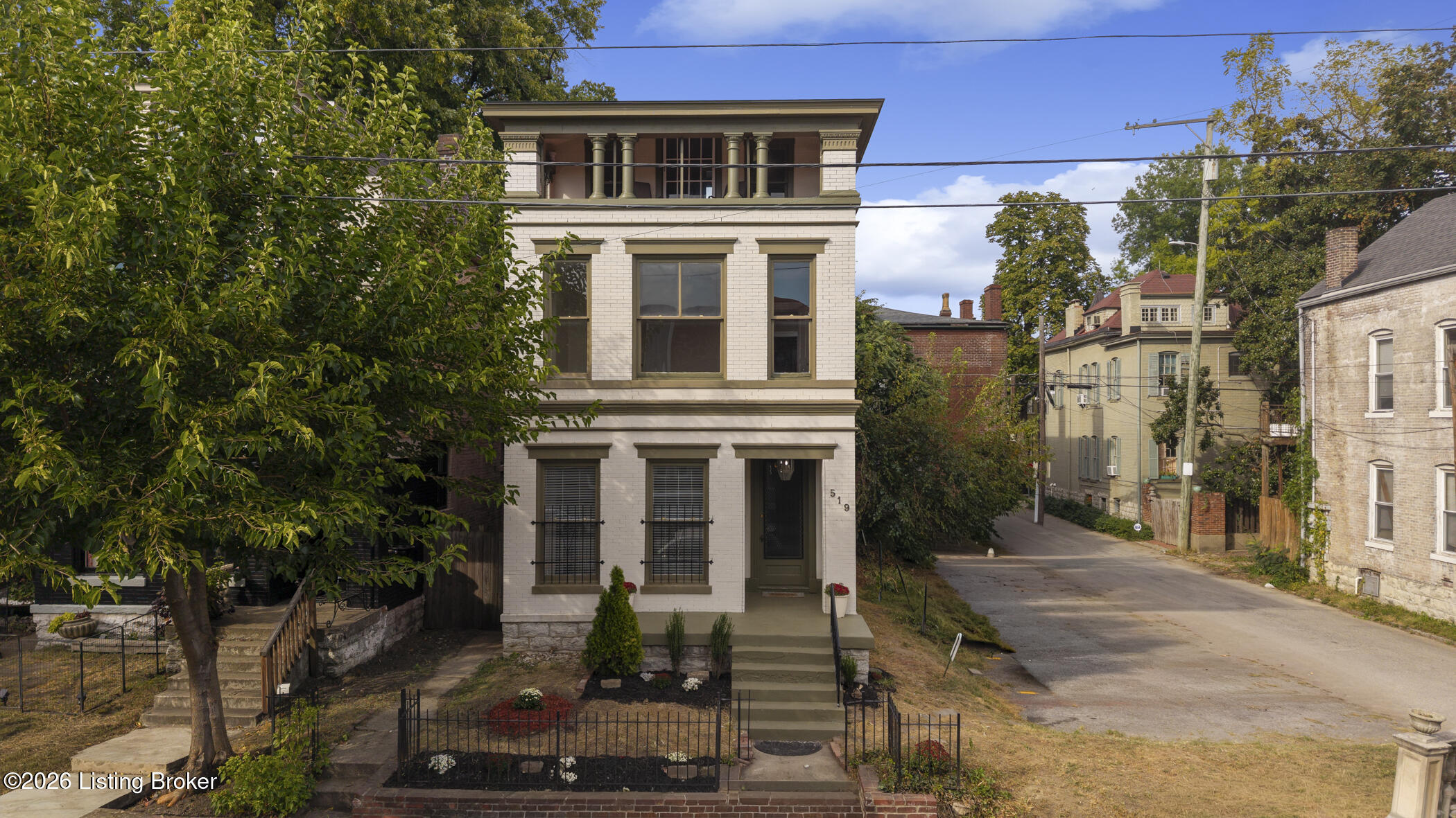 519 W Hill St Property Photo 51