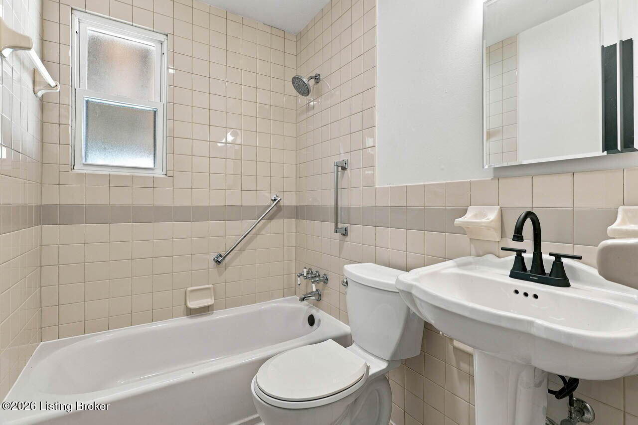 13916 Darwin Blvd Property Photo 20