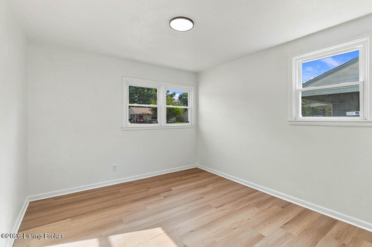 13916 Darwin Blvd Property Photo 24