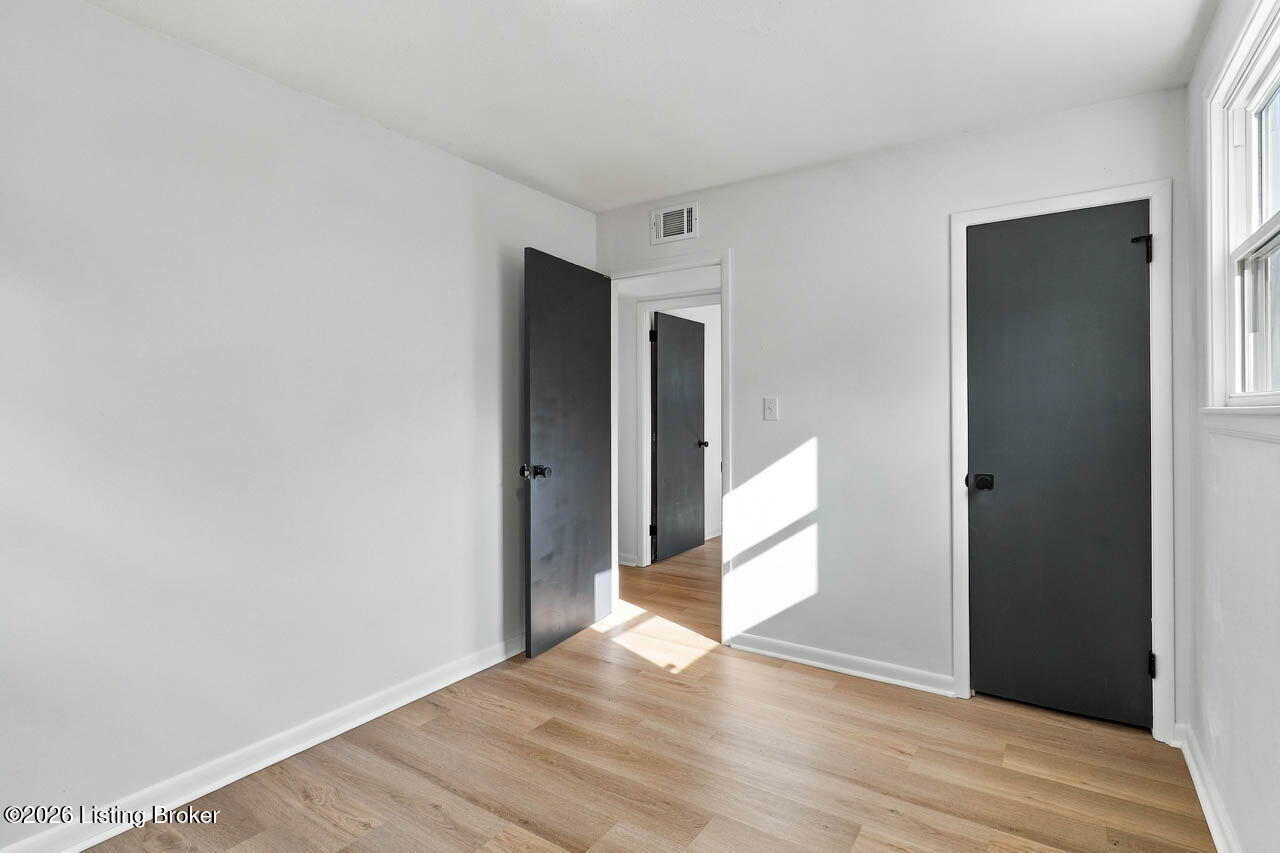 13916 Darwin Blvd Property Photo 27