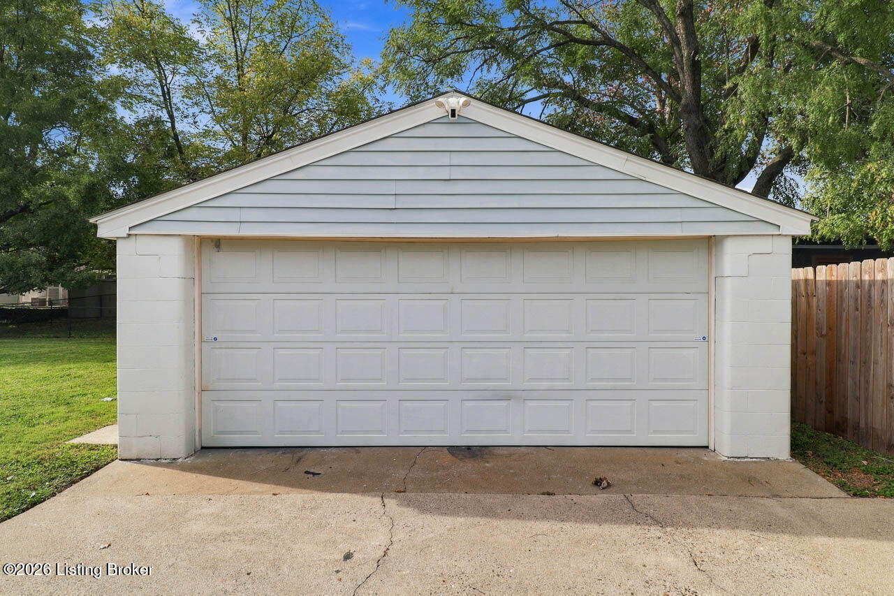 13916 Darwin Blvd Property Photo 29