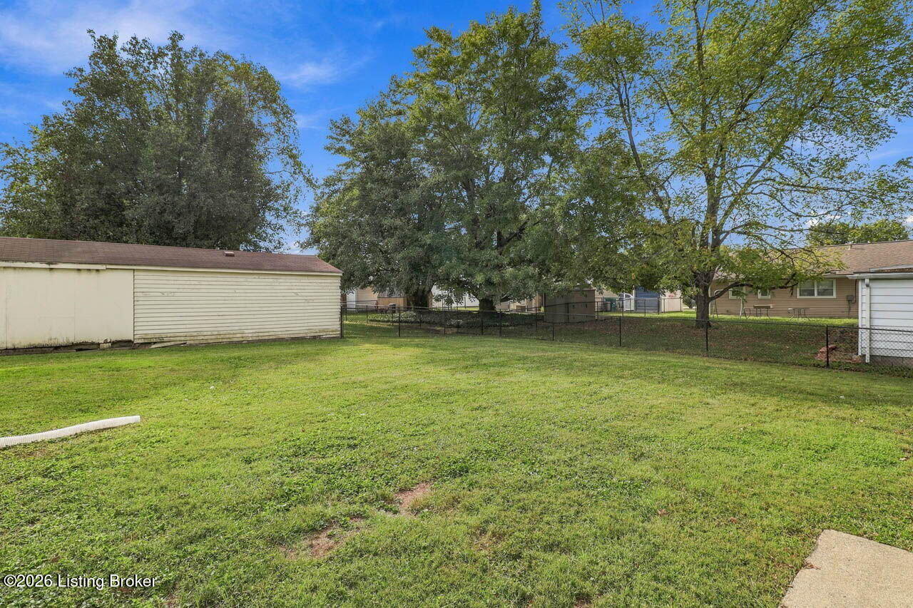 13916 Darwin Blvd Property Photo 35