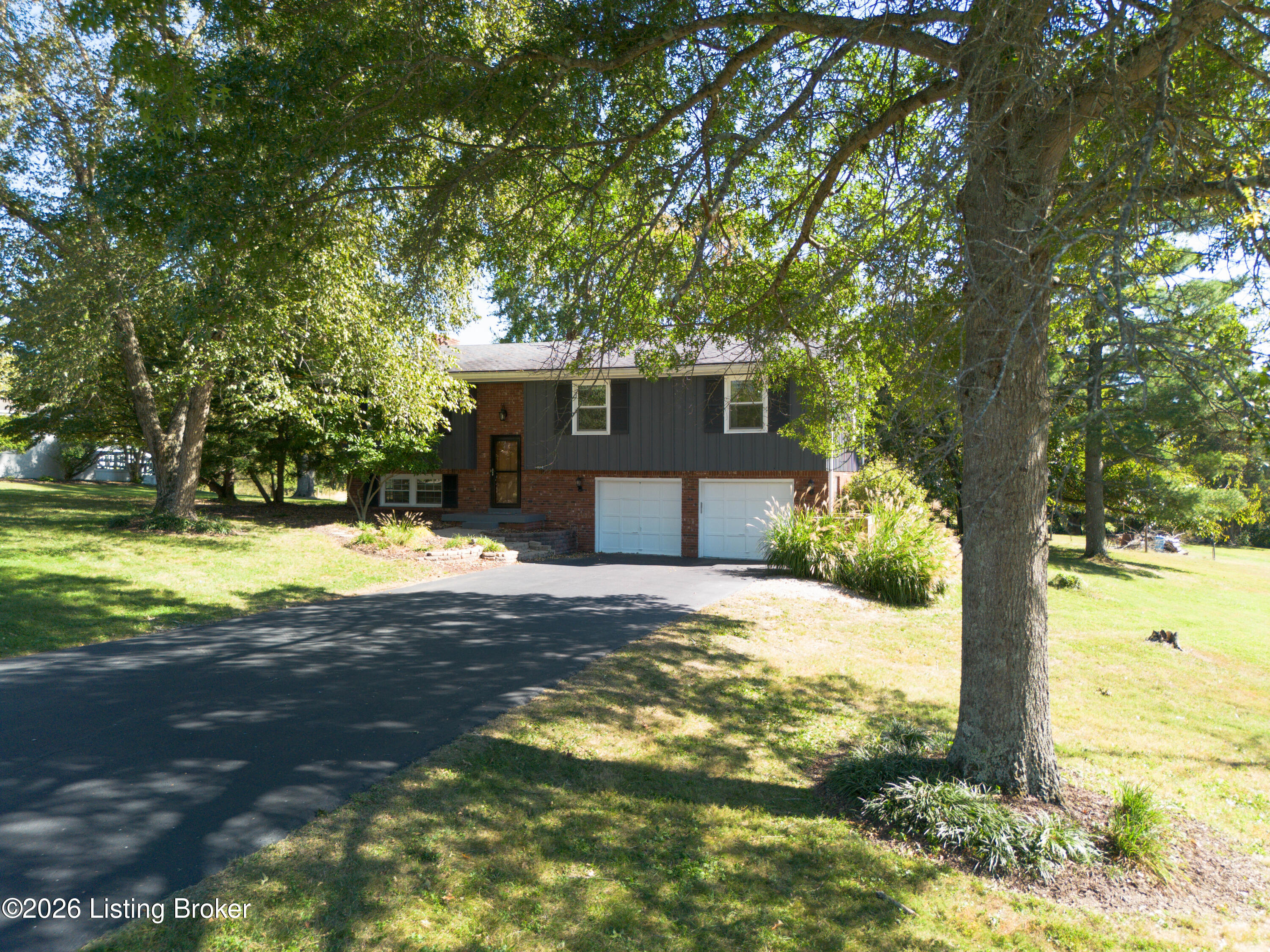 1618 Whittaker Rd Property Photo 2