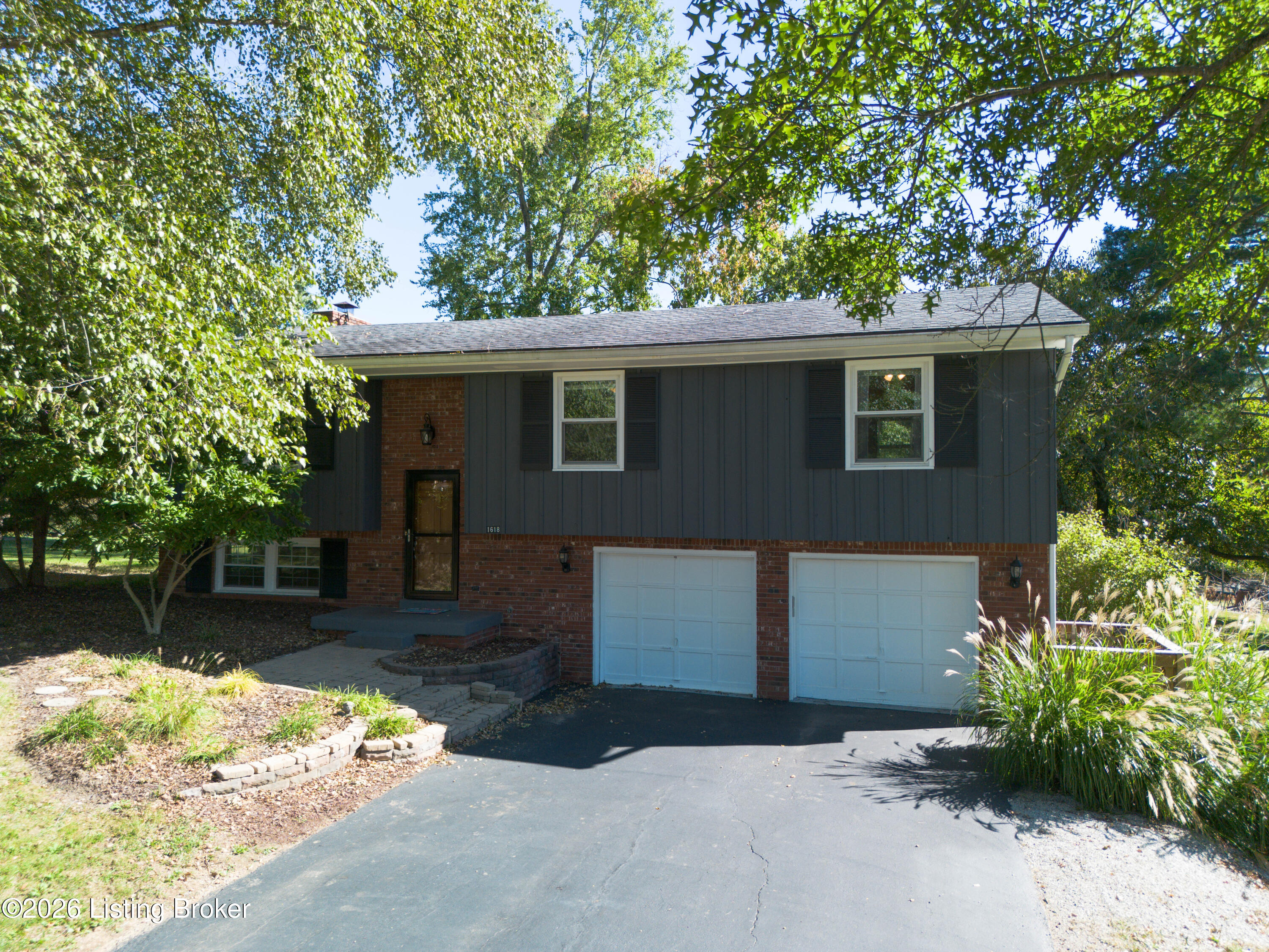 1618 Whittaker Rd Property Photo 5