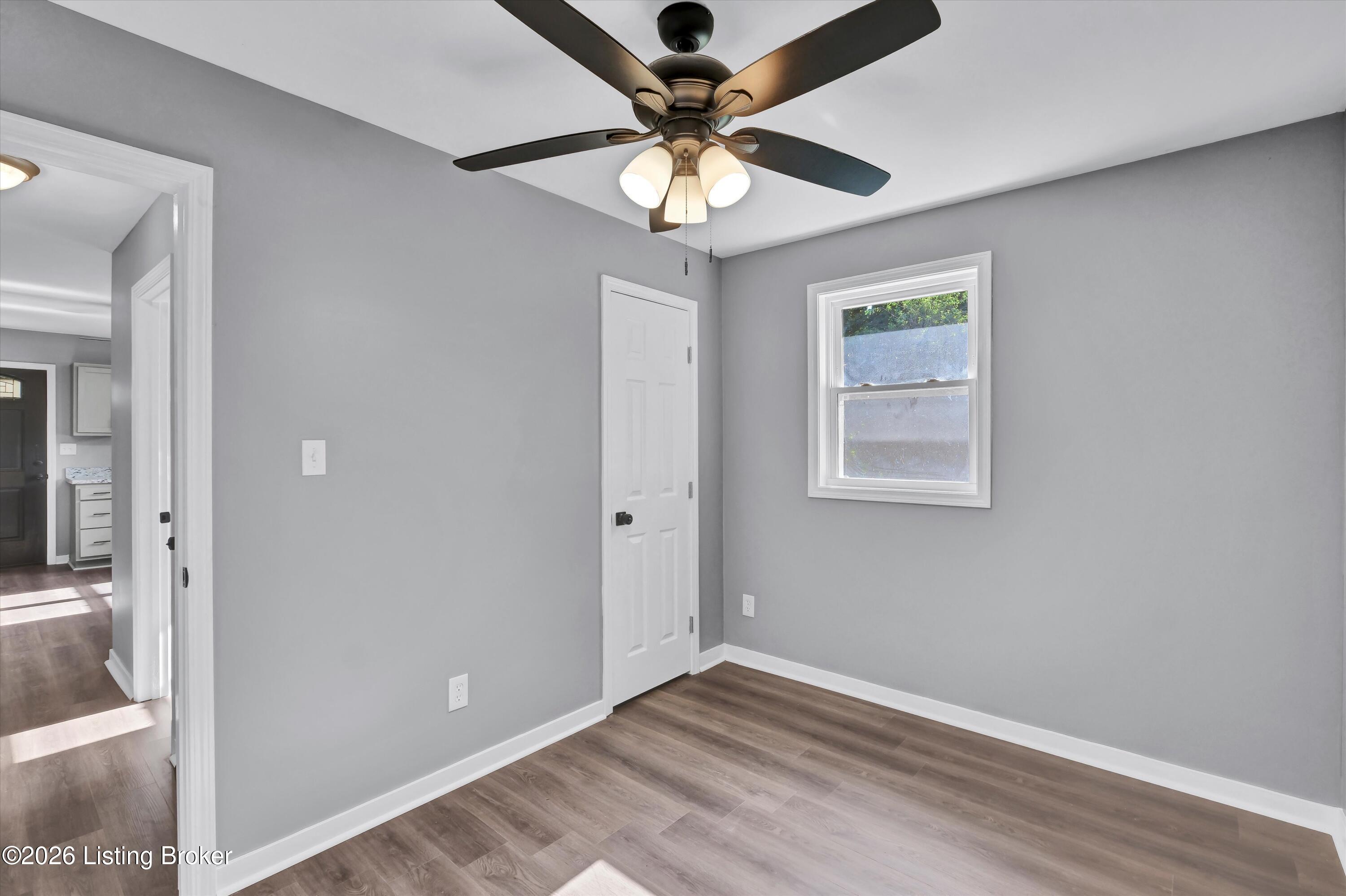 60 2nd St Property Photo 19